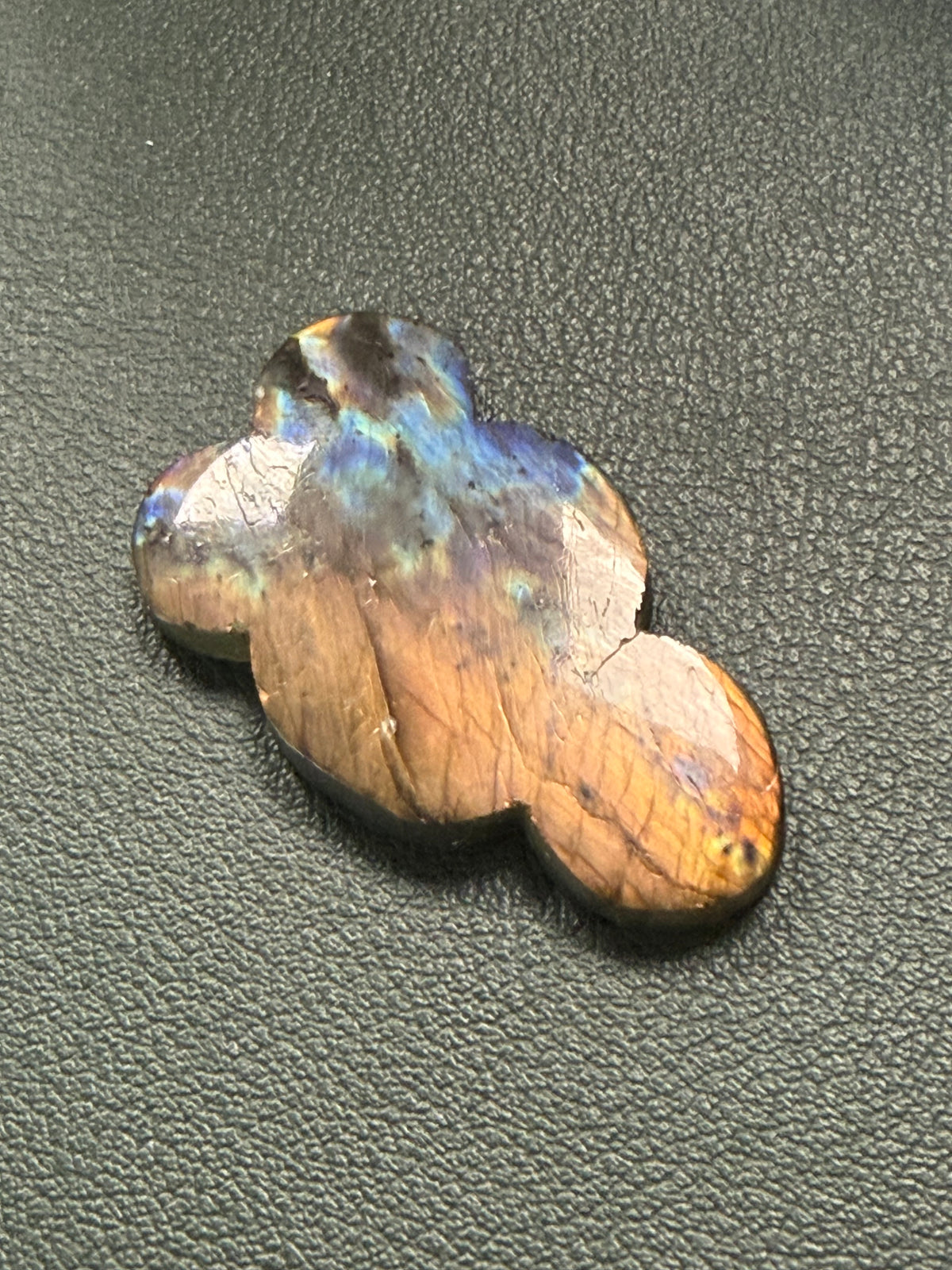 Labradorite Cabochon; Natural Untreated Madagascar Labradorite; 44.955cts
