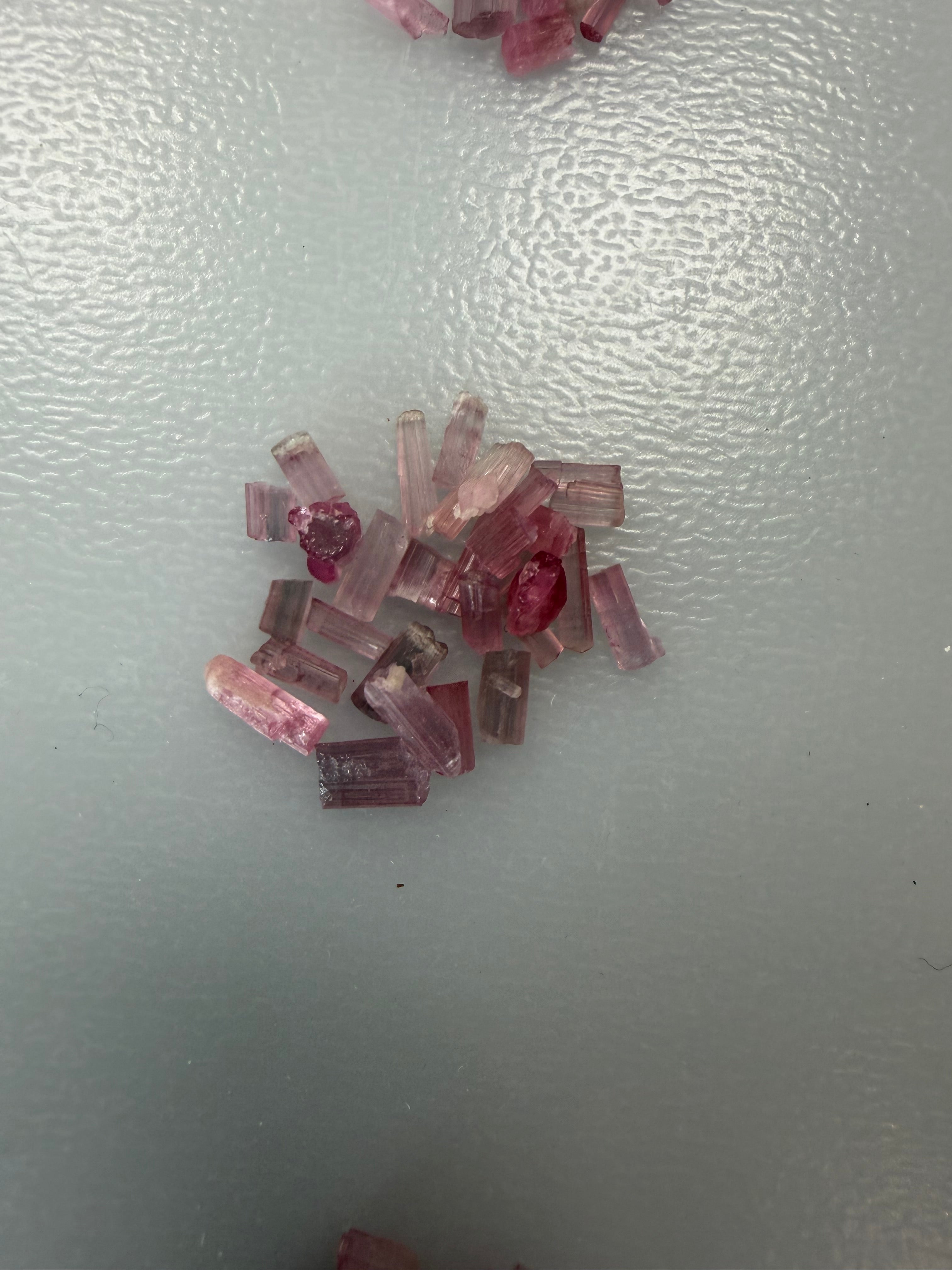 Pink Tourmaline Crystals; Natural Untreated Afghanistan Tourmaline; 25.000ctw packs