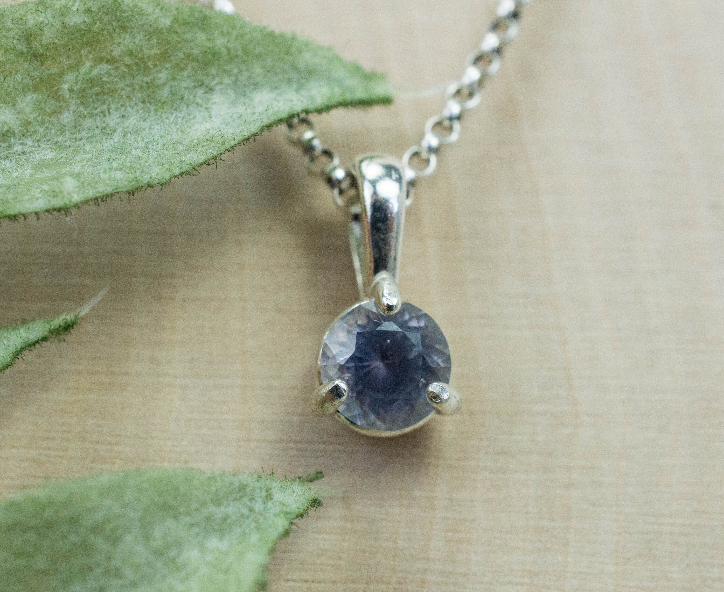 Montana Sapphire Pendant; Natural Untreated USA Opalescent Sapphire; 0.830cts - Mark Oliver Gems