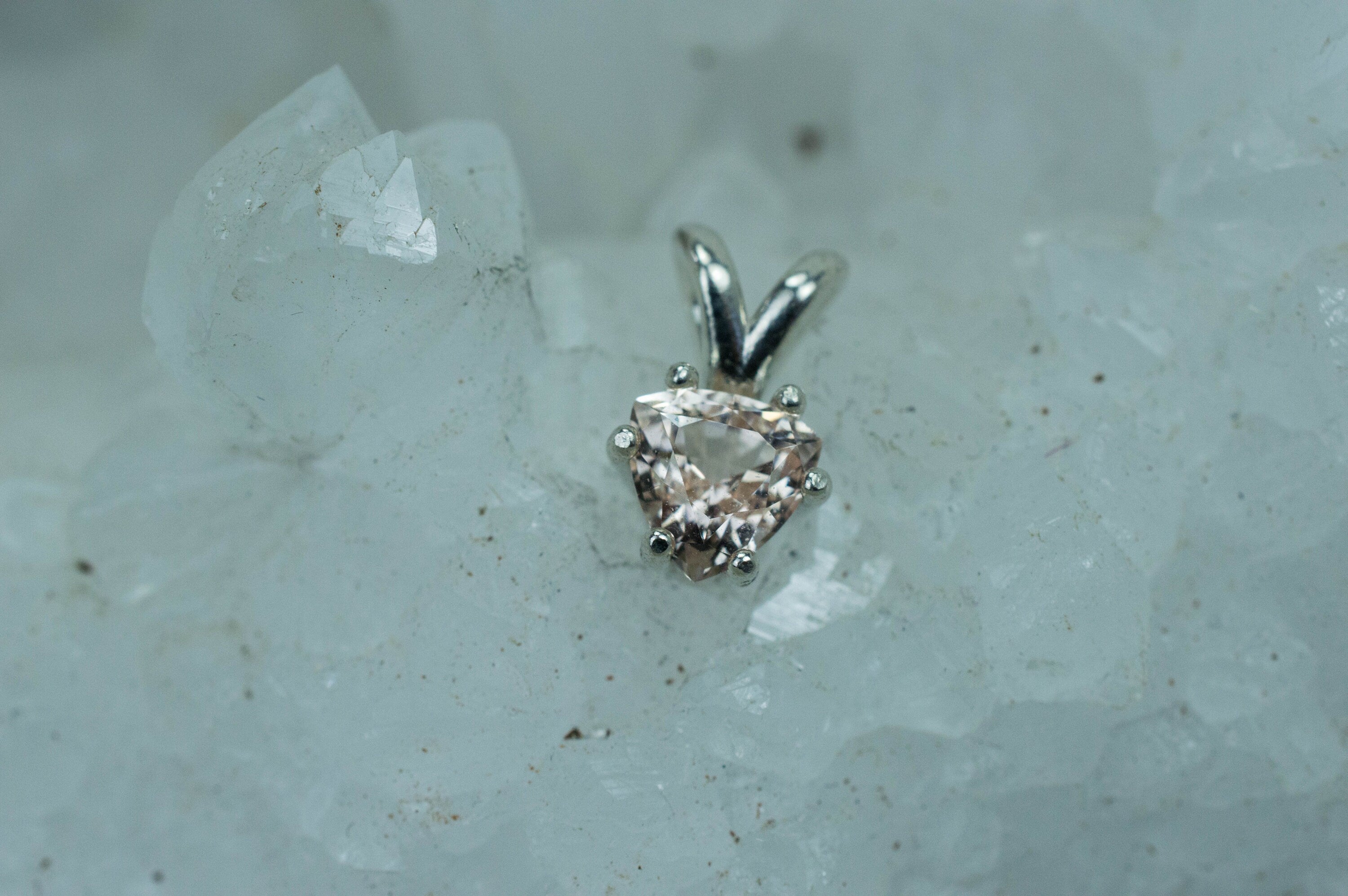 Morganite Pendant; Genuine Untreated Madagascar Morganite; 0.775cts - Mark Oliver Gems