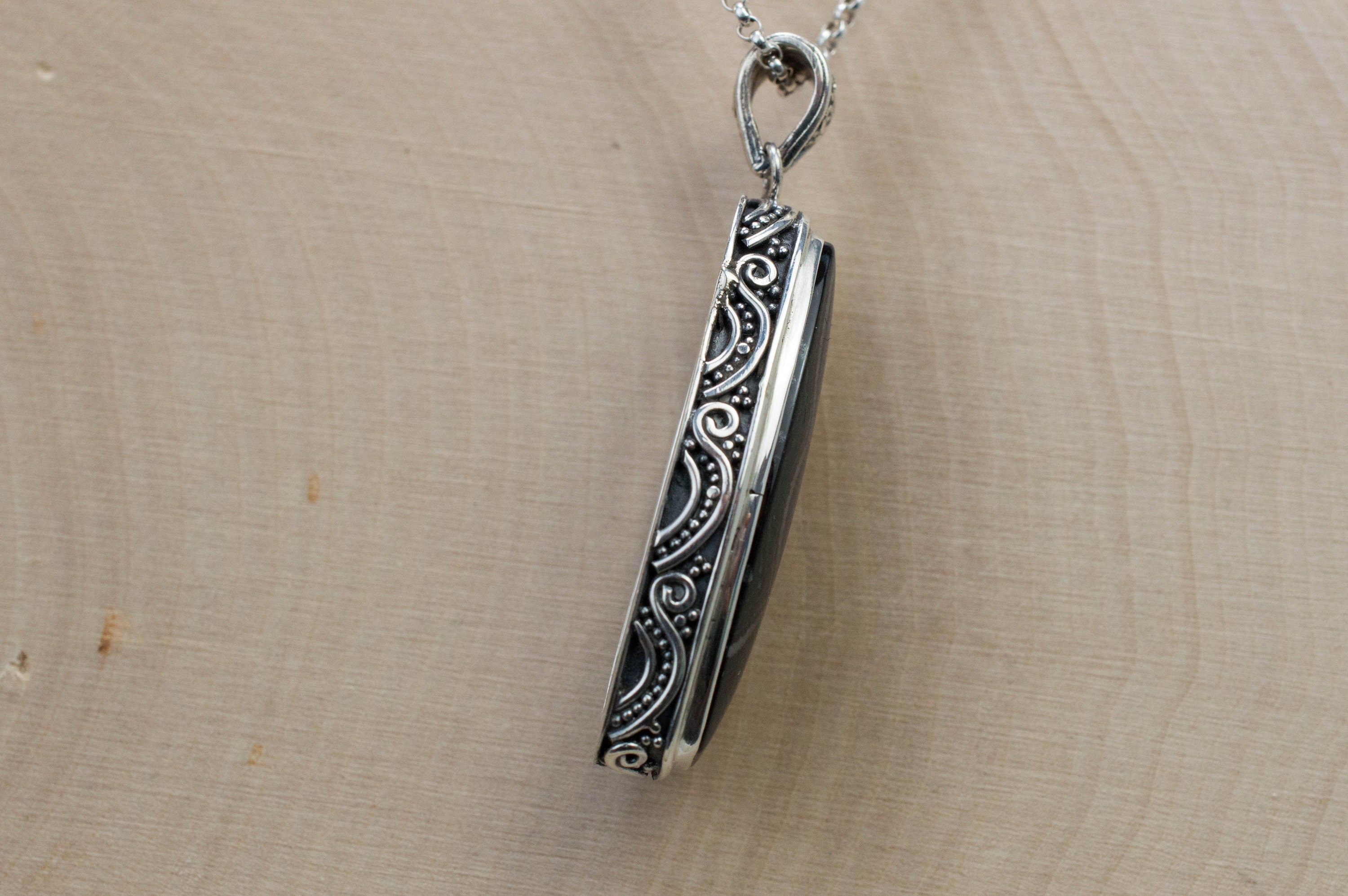 Banded Agate Pendant, Genuine Untreated Oregon Black Agate - Mark Oliver Gems