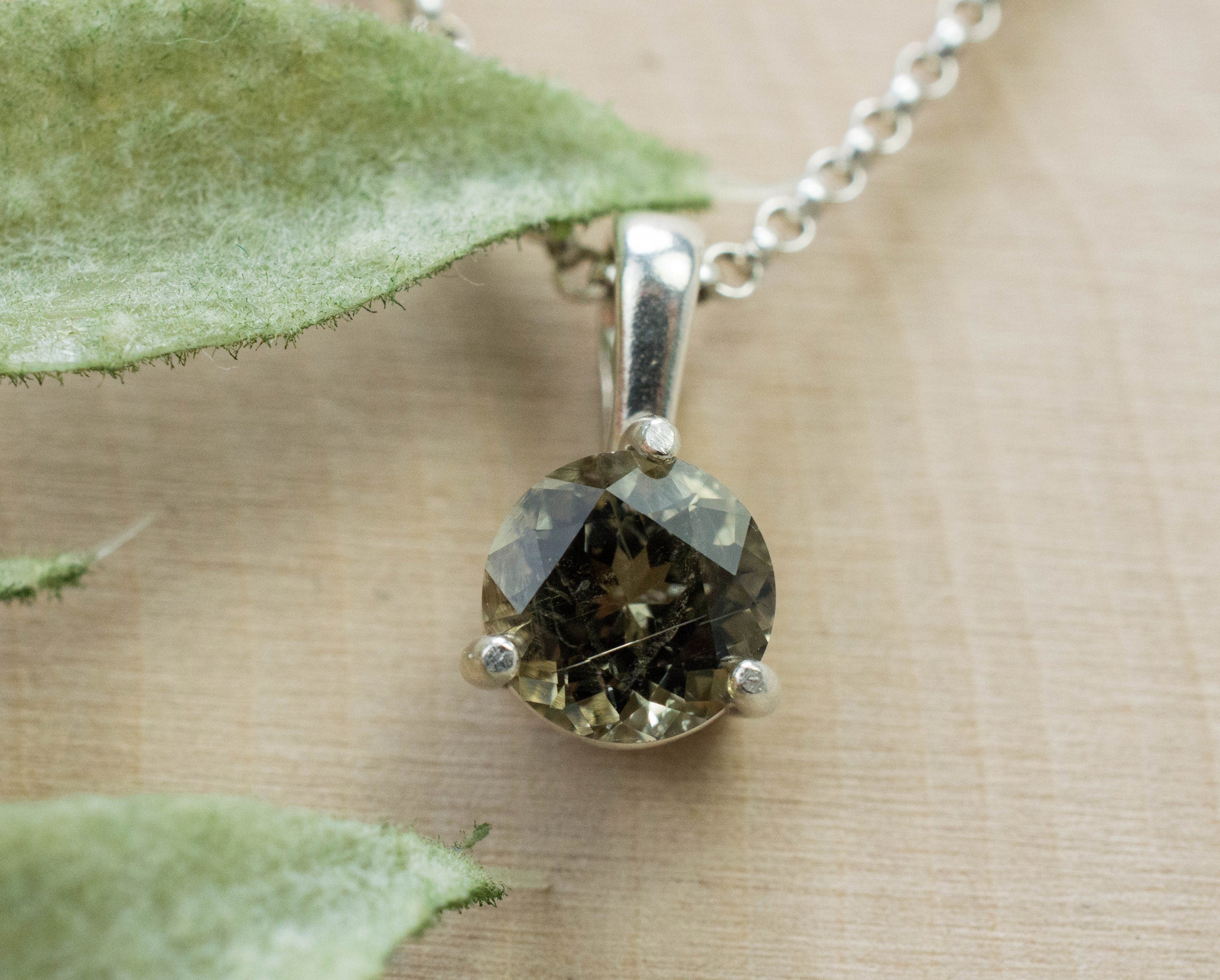 Zoisite Pendant, Natural Untreated Pakistan Zoisite; 1.550cts - Mark Oliver Gems