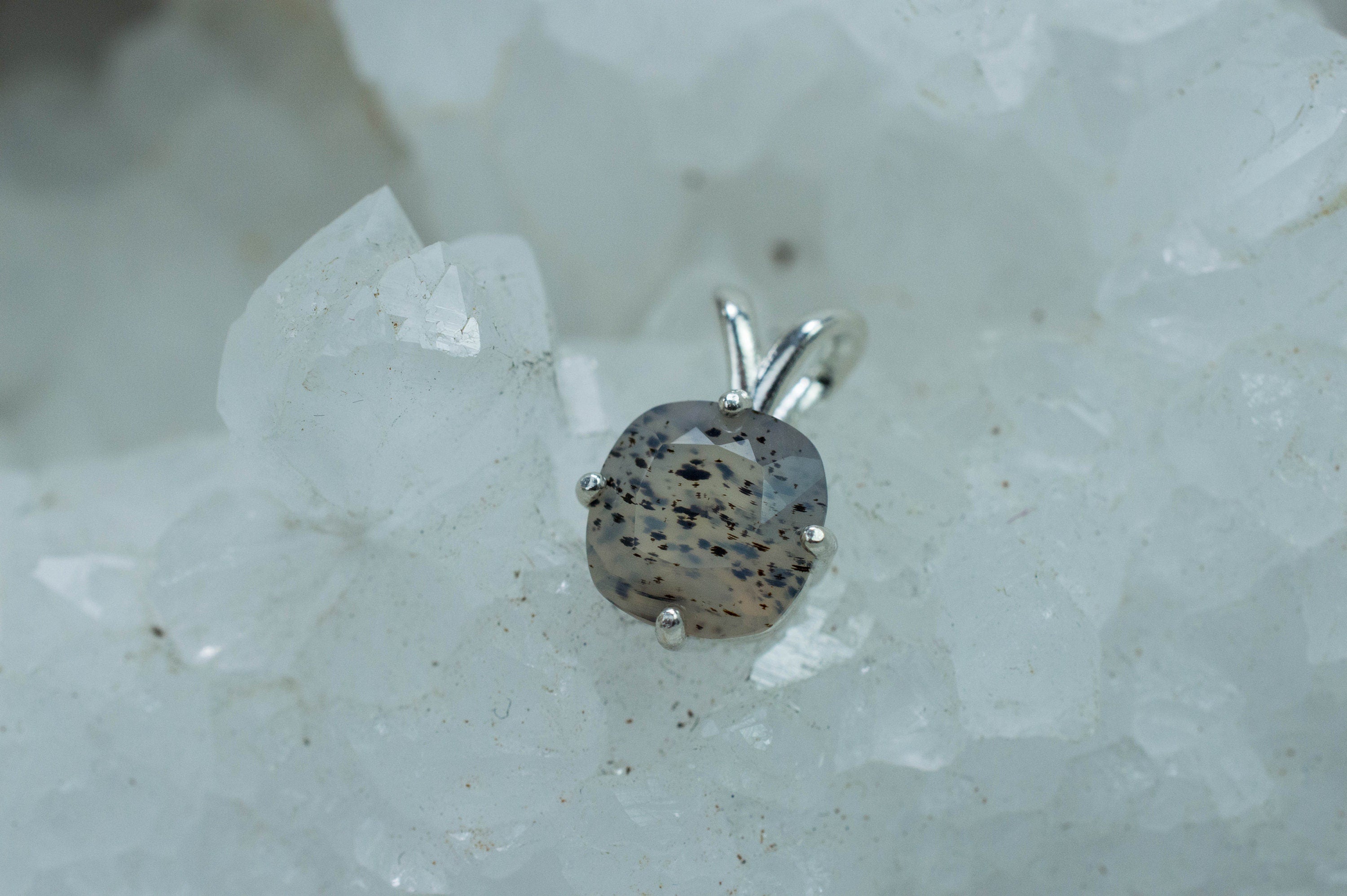 Montana Moss Agate Pendant, Natural Untreated Montana Agate; 1.940cts - Mark Oliver Gems