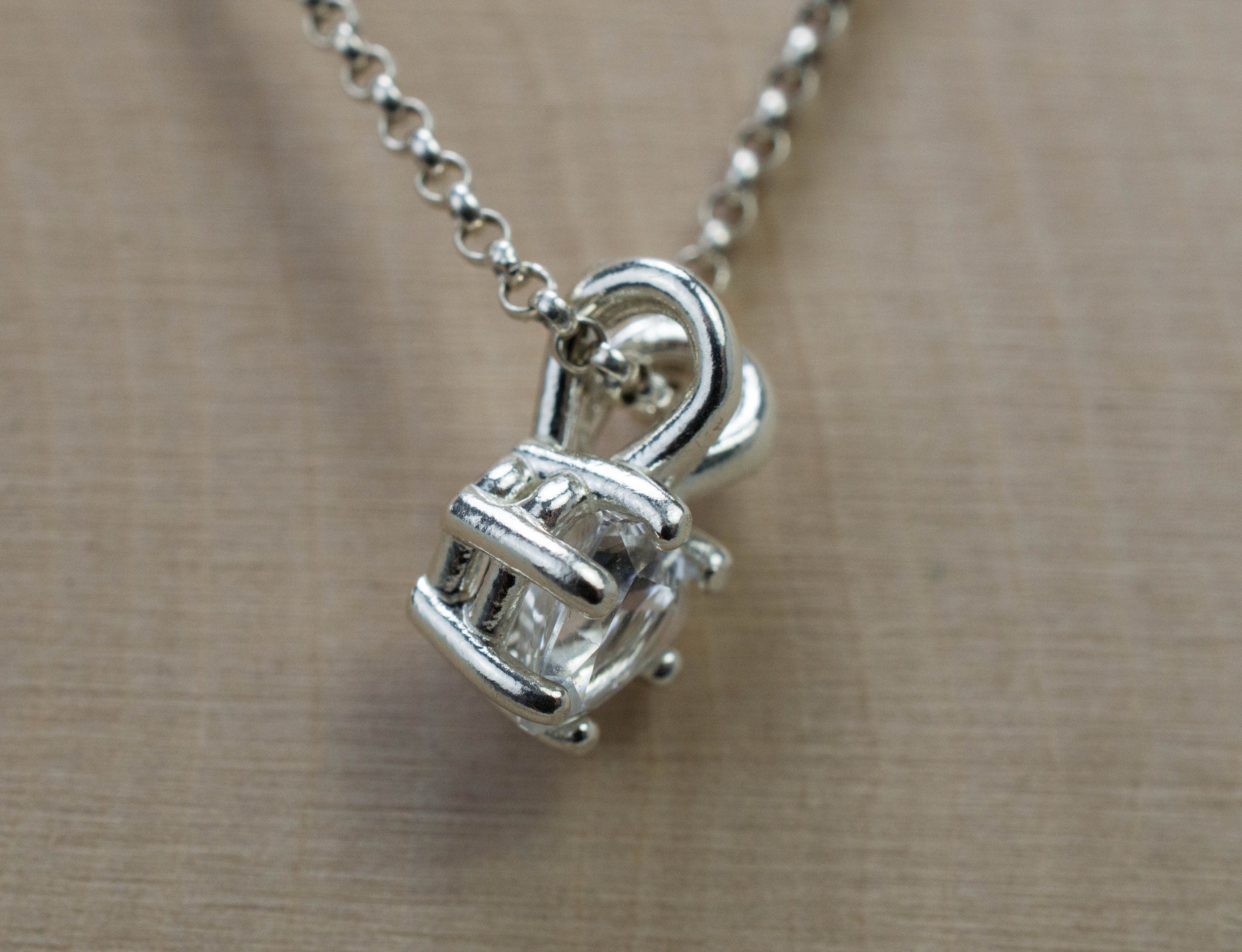 Goshenite Pendant; Genuine Untreated Mozambique Platinum Beryl; 0.670cts - Mark Oliver Gems