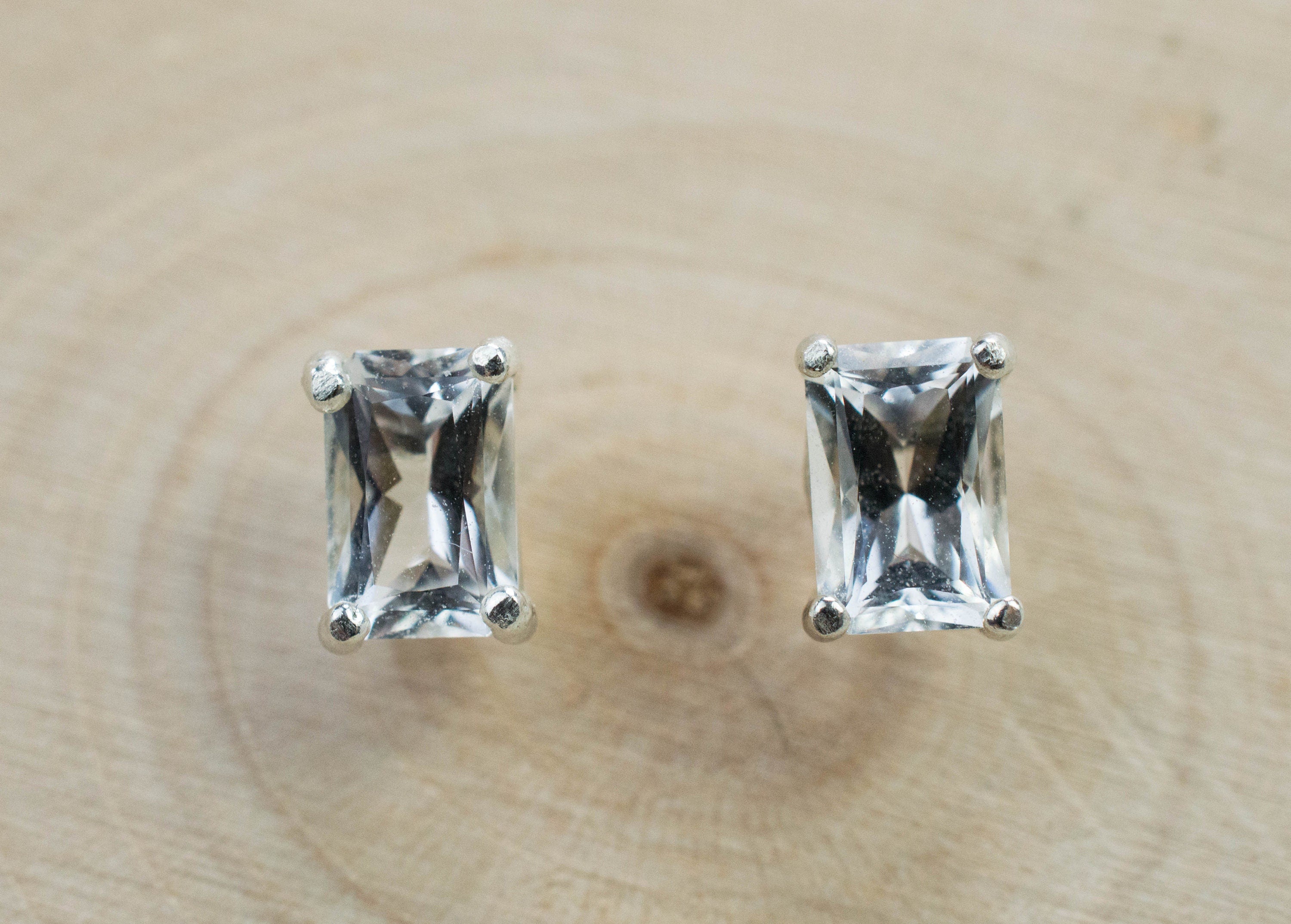 Goshenite Earrings; Natural Untreated Mozambique Platinum Beryl; 1.000cts - Mark Oliver Gems