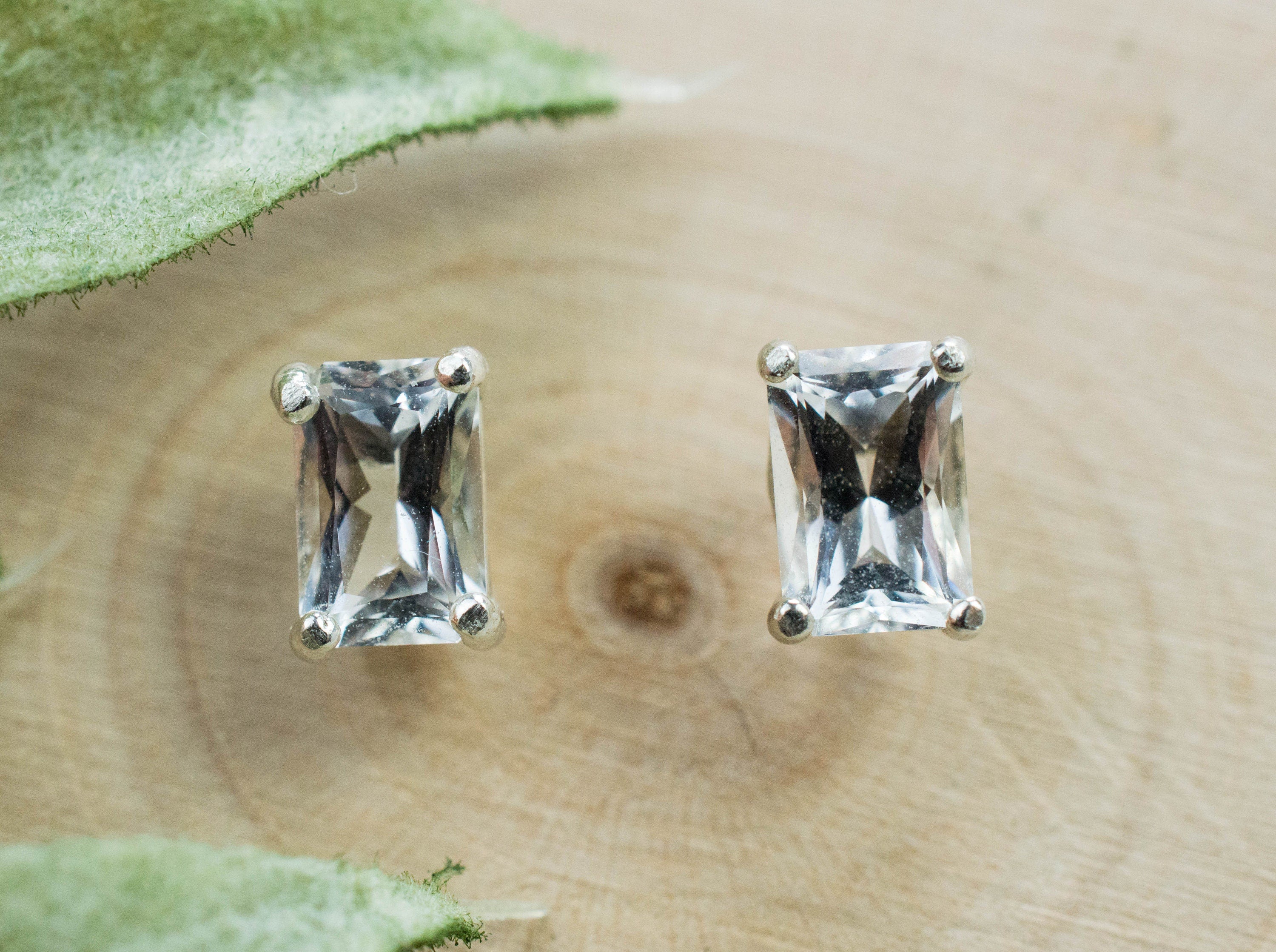 Goshenite Earrings; Natural Untreated Mozambique Platinum Beryl; 1.000cts - Mark Oliver Gems