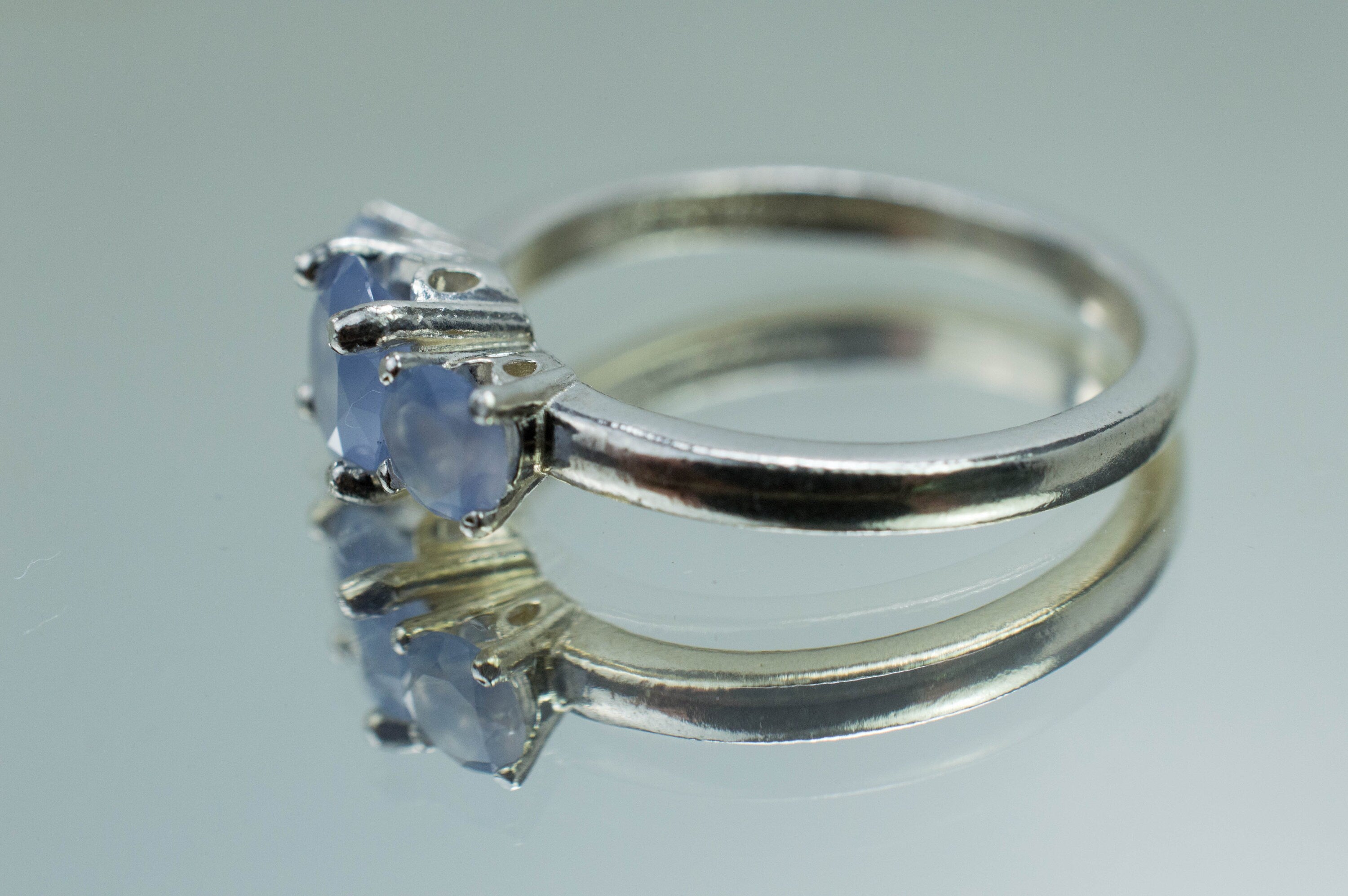 Blue Agate Ring; Natural Untreated Namibia Blue Agate; 1.010cts - Mark Oliver Gems