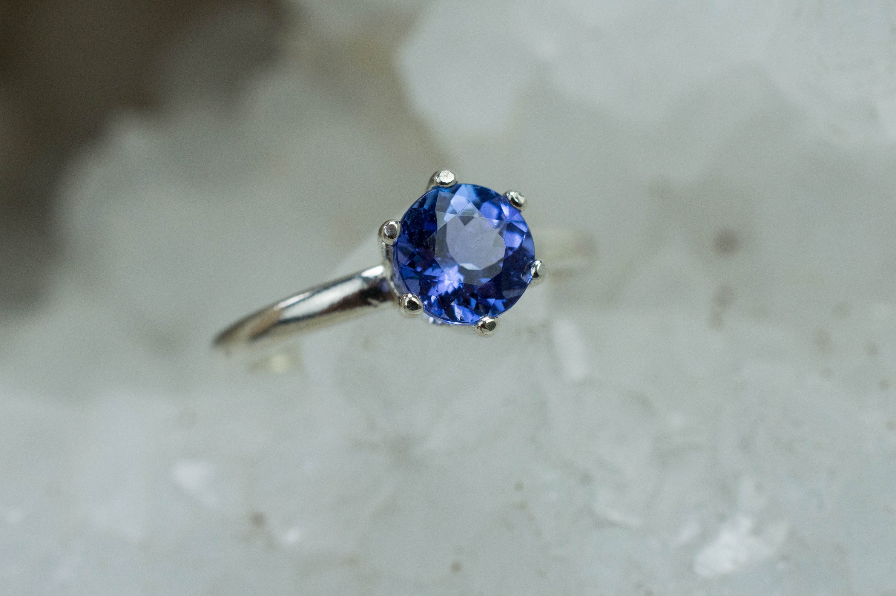 Tanzanite Ring; Genuine Untreated Tanzania Tanzanite; 1.085cts - Mark Oliver Gems