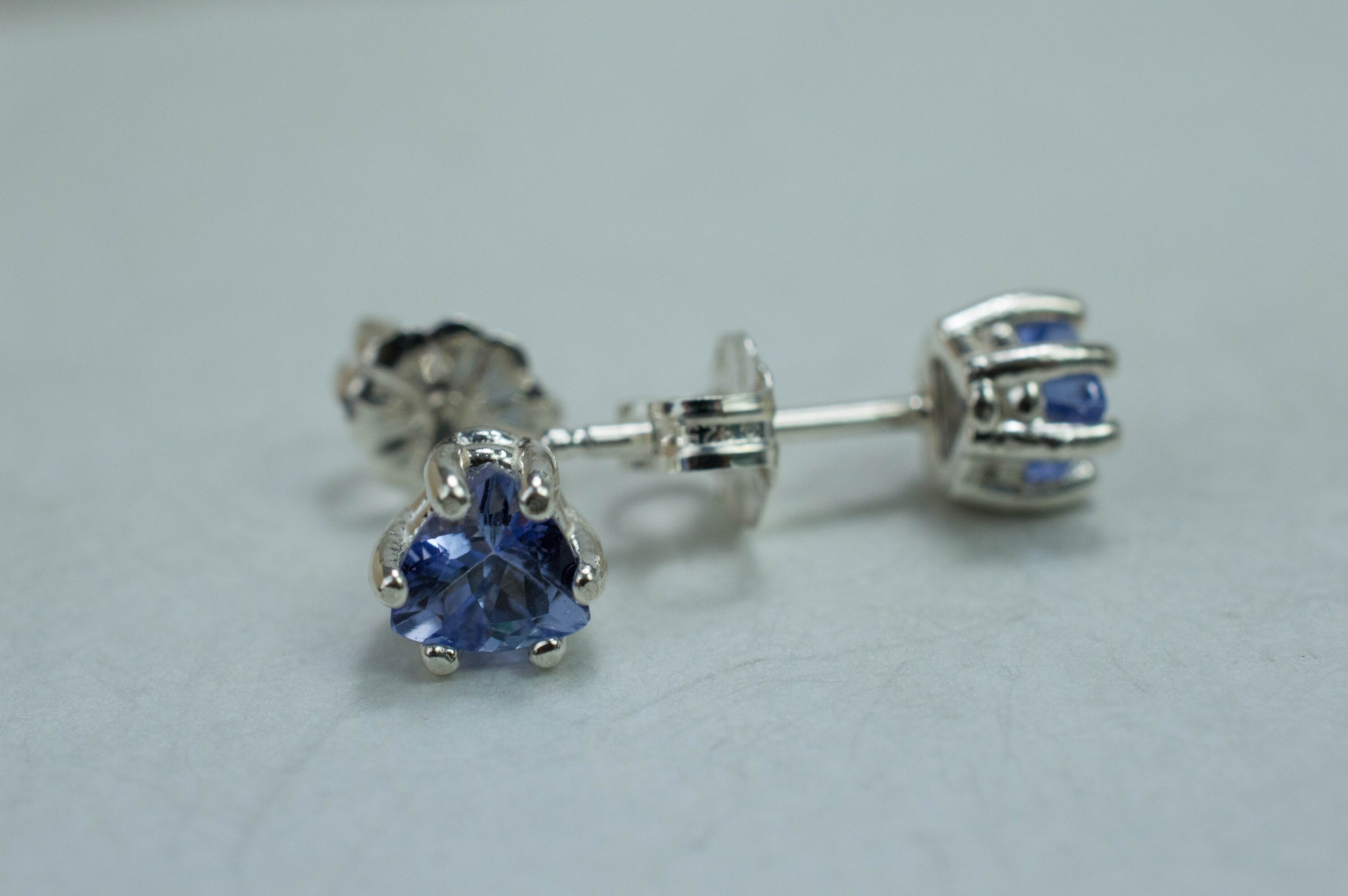 Tanzanite Earrings; Natural Tanzania Tanzanite; 0.790cts - Mark Oliver Gems