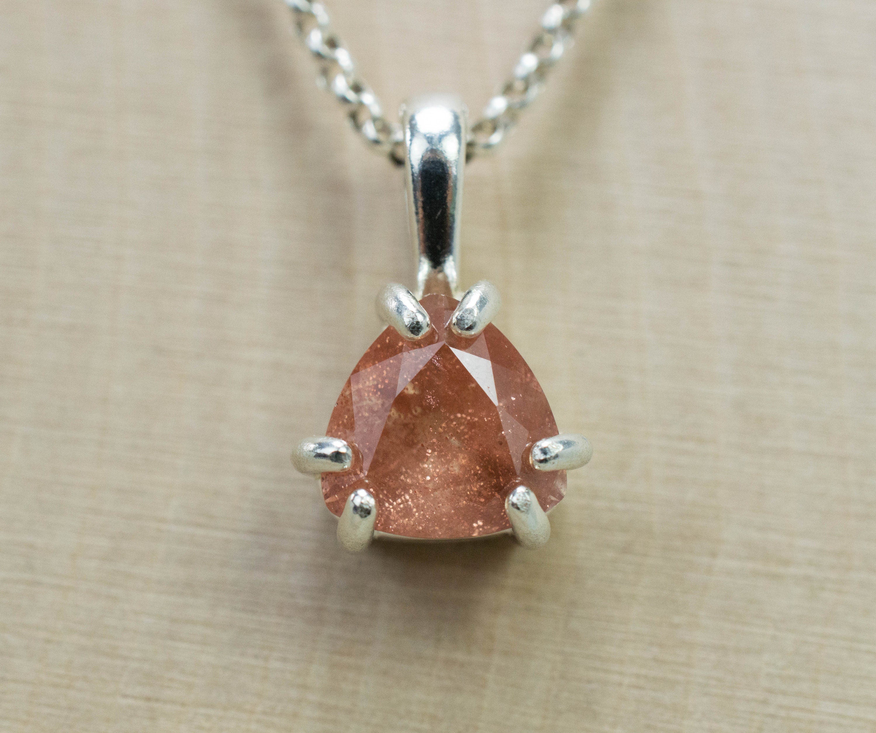Oregon Sunstone Pendant, Natural Untreated USA Sunstone; 1.605cts - Mark Oliver Gems