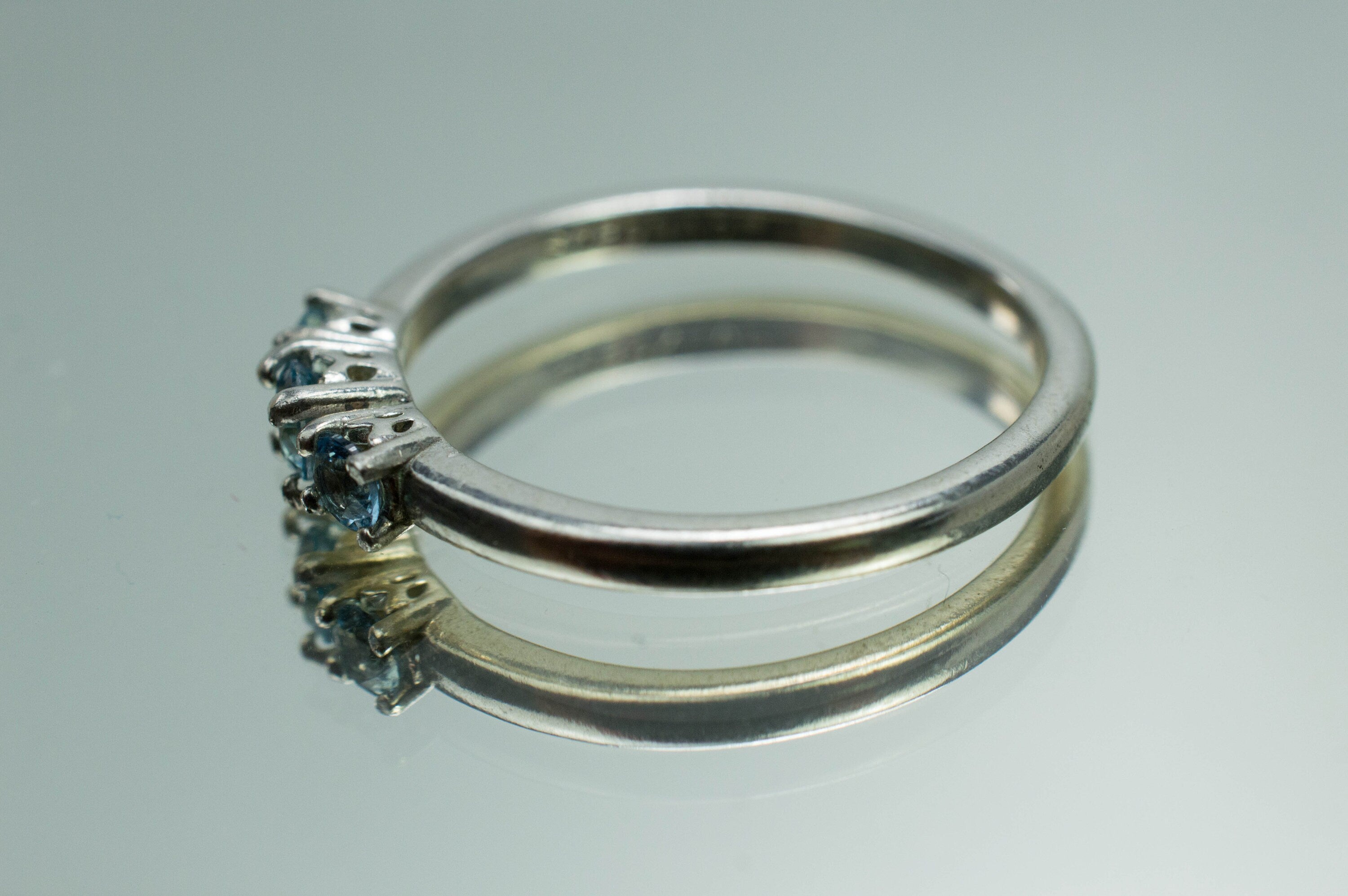 Aquamarine Ring, Genuine Untreated Nigerian Aquamarine; 0.325cts - Mark Oliver Gems