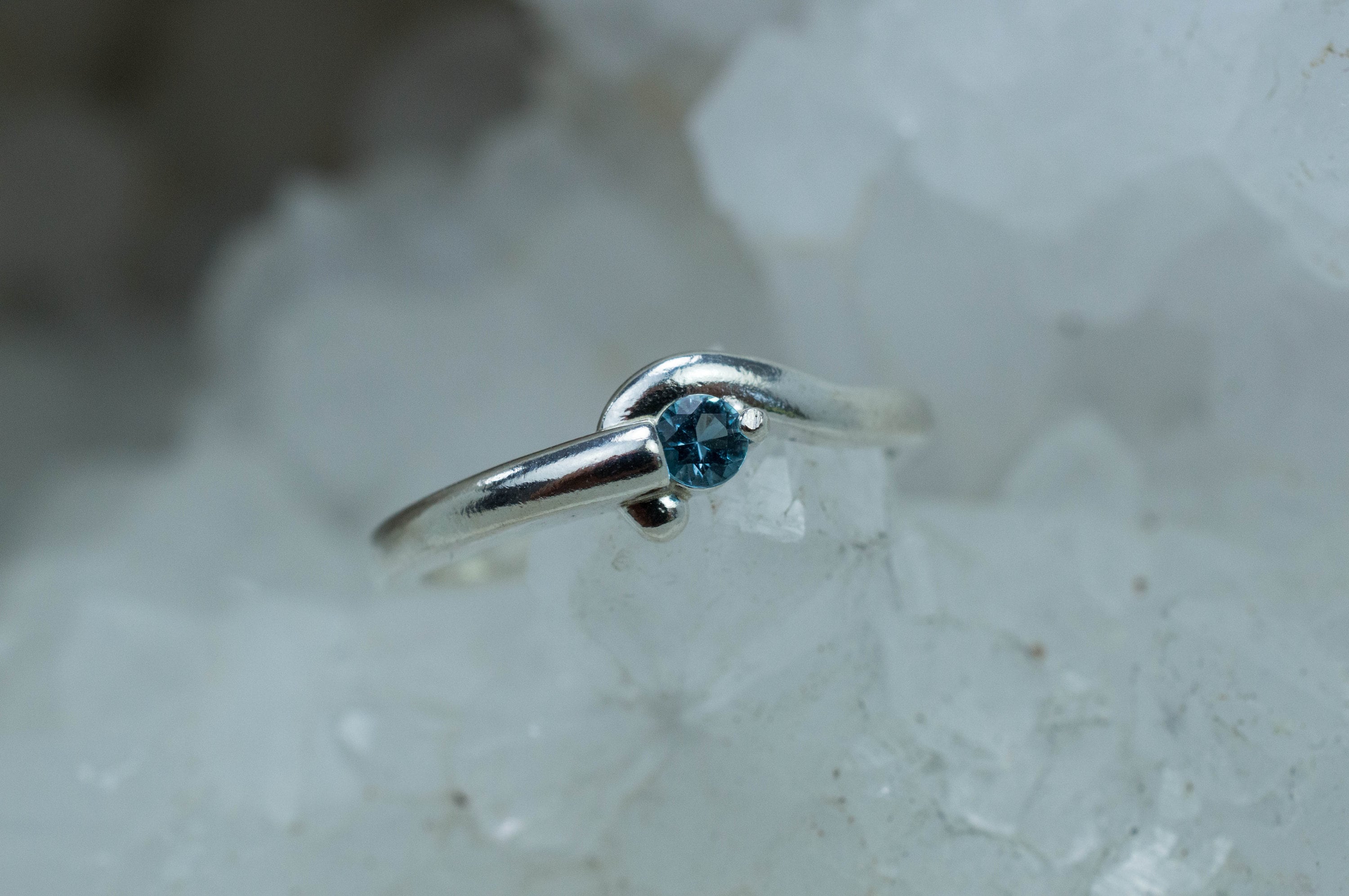 Aquamarine Ring, Genuine Untreated Nigeria Aquamarine; 0.115cts - Mark Oliver Gems