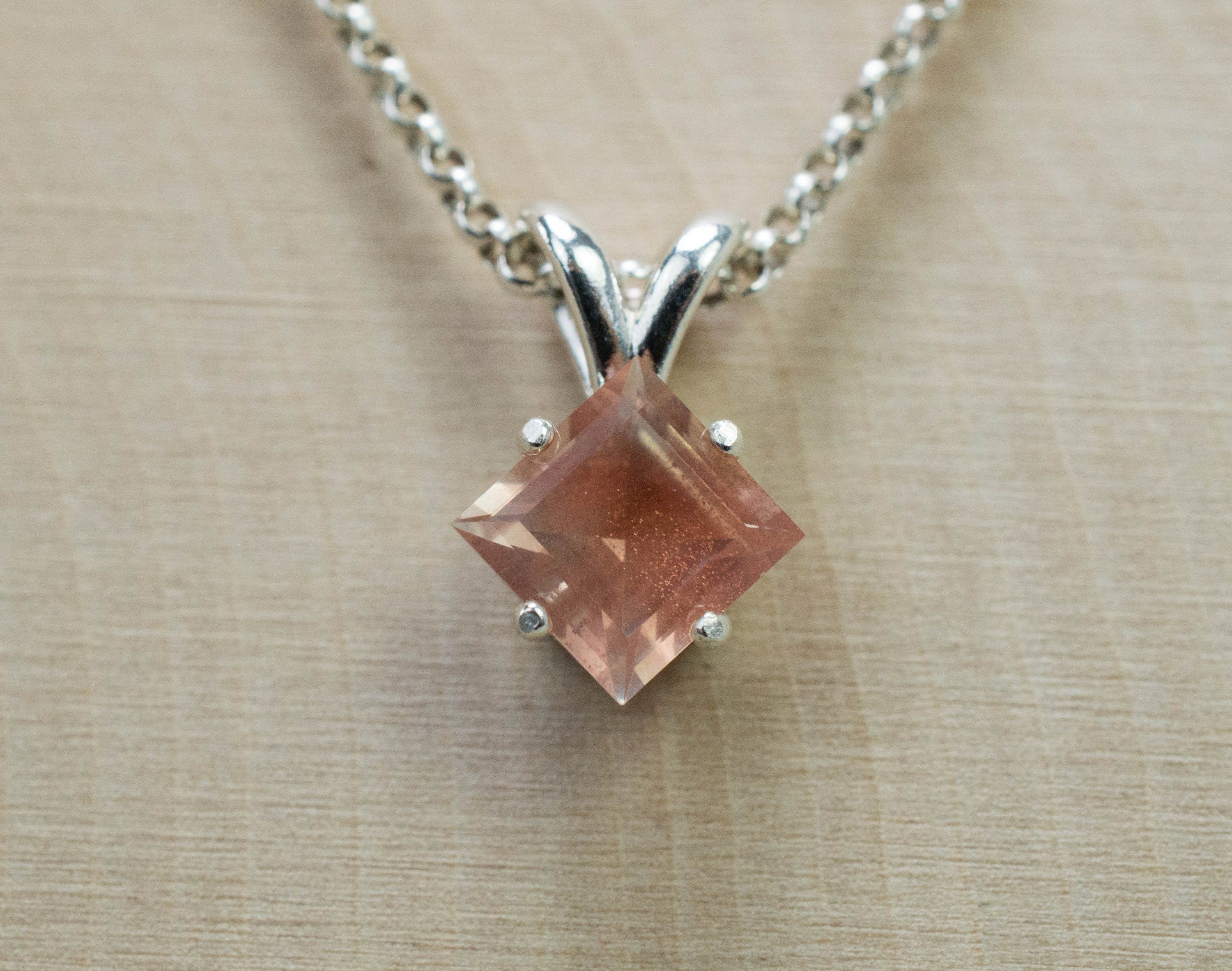 Oregon Sunstone Pendant, Natural Untreated USA Sunstone; 1.195cts - Mark Oliver Gems