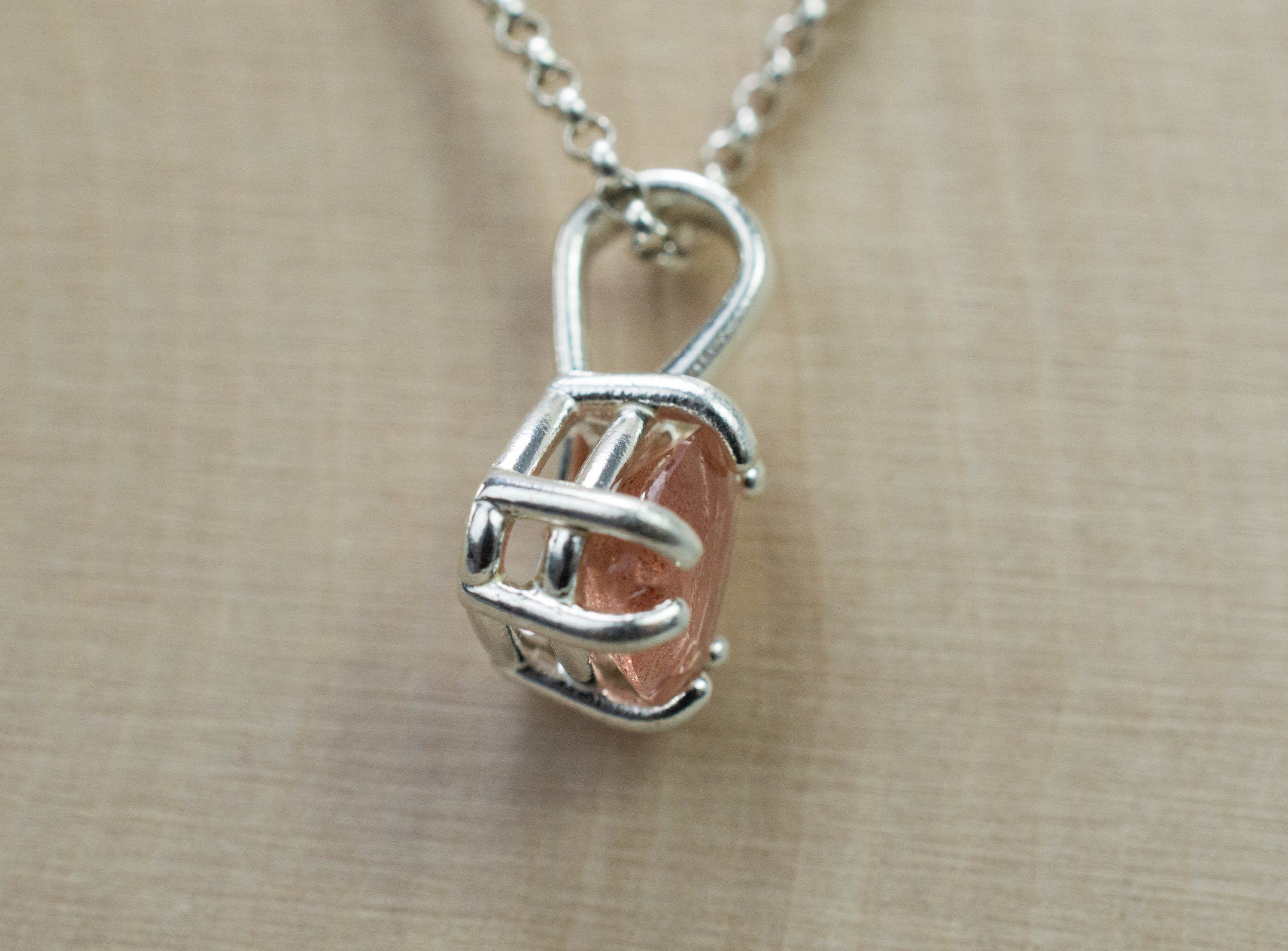 Oregon Sunstone Pendant, Natural Untreated USA Sunstone; 1.605cts - Mark Oliver Gems