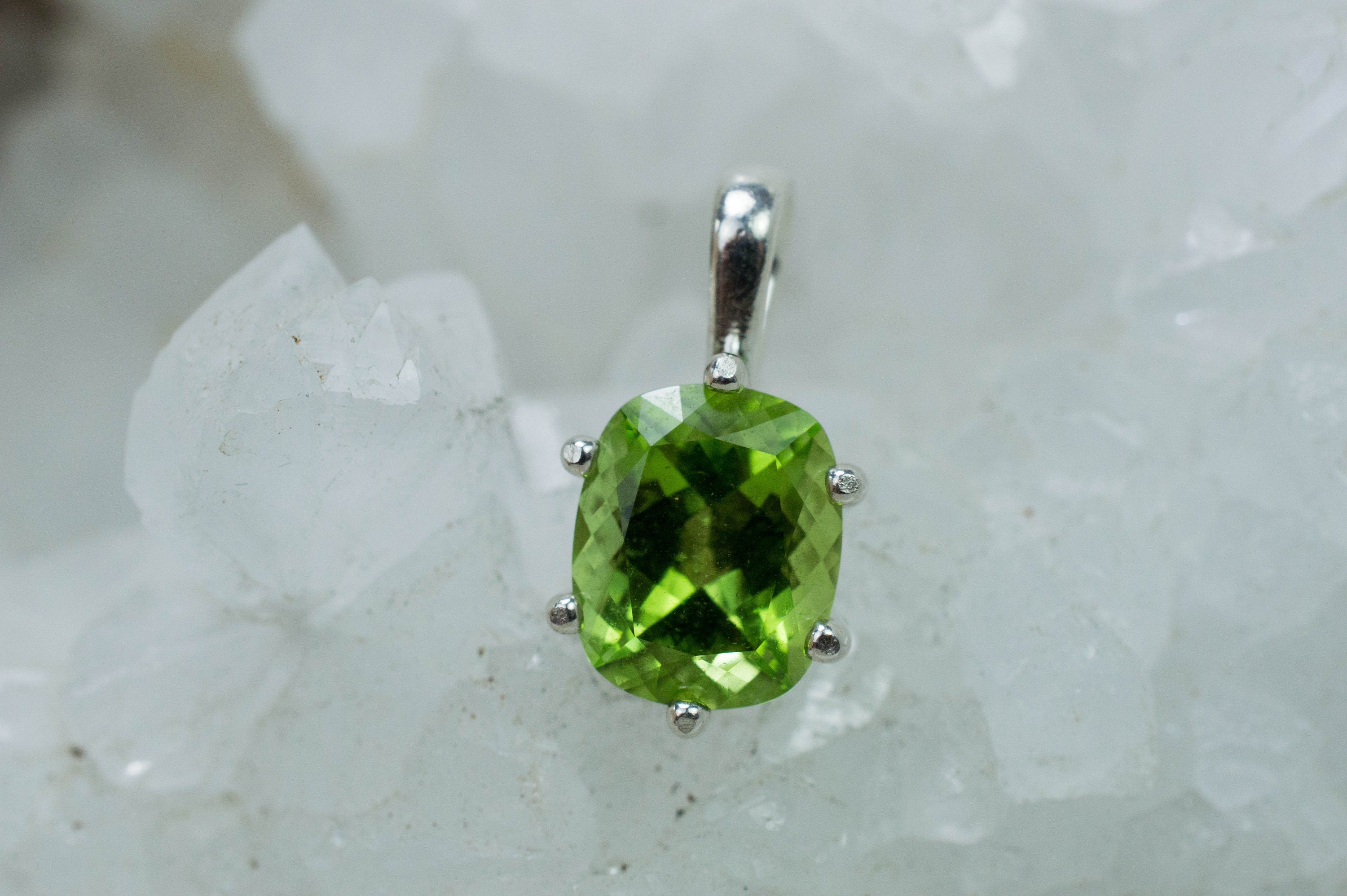 Peridot Pendant; Natural Untreated Tanzania Peridot; 3.325cts - Mark Oliver Gems