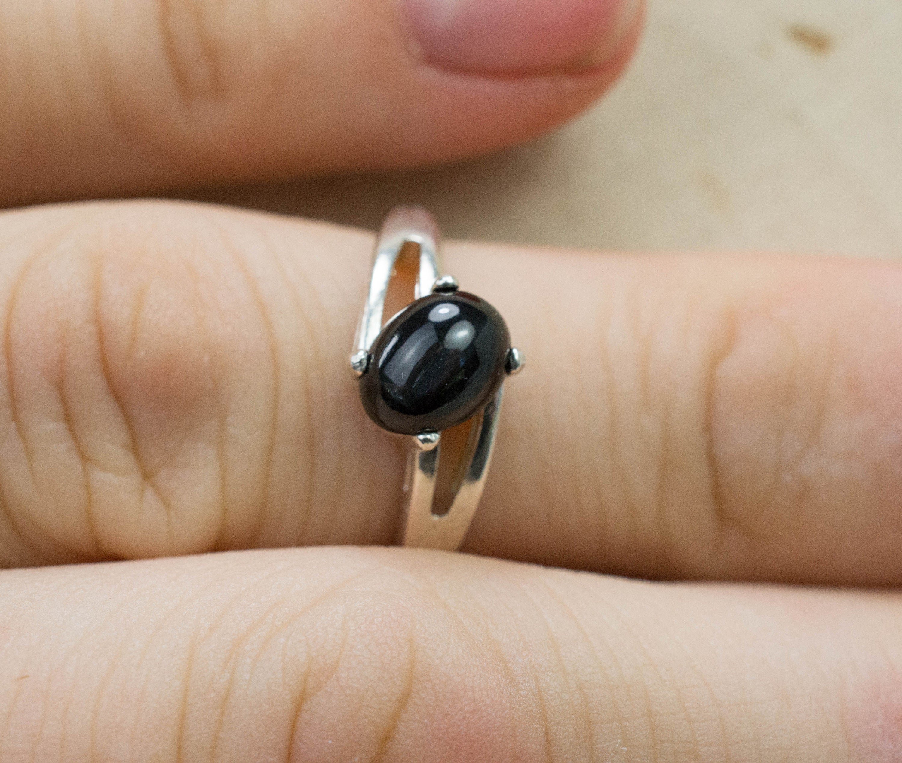 Star Diopside Ring; Natural Untreated Indian Star Diopside; 1.675cts - Mark Oliver Gems