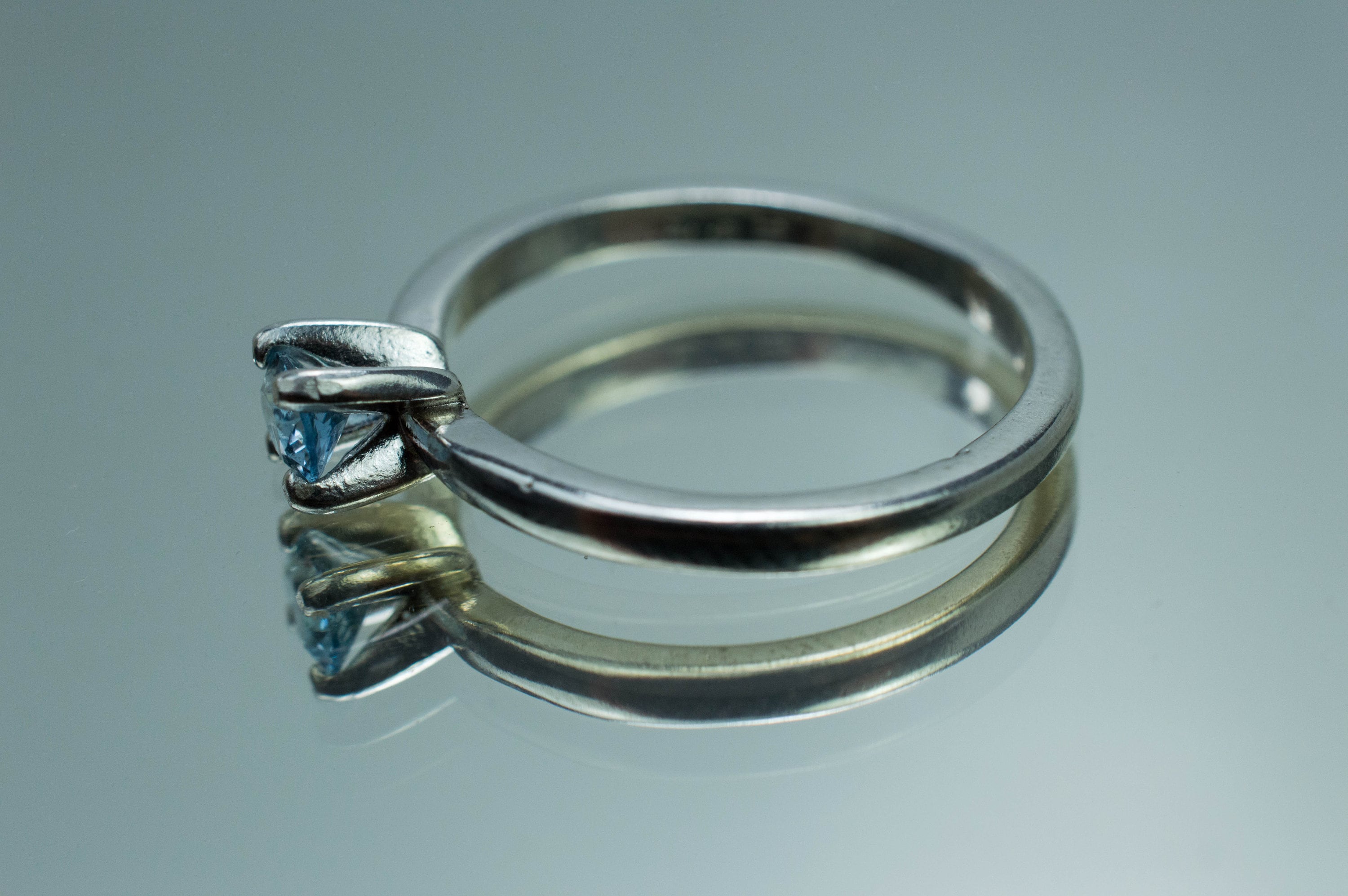 Aquamarine Ring, Genuine Untreated Nigeria Aquamarine; 0.210cts - Mark Oliver Gems