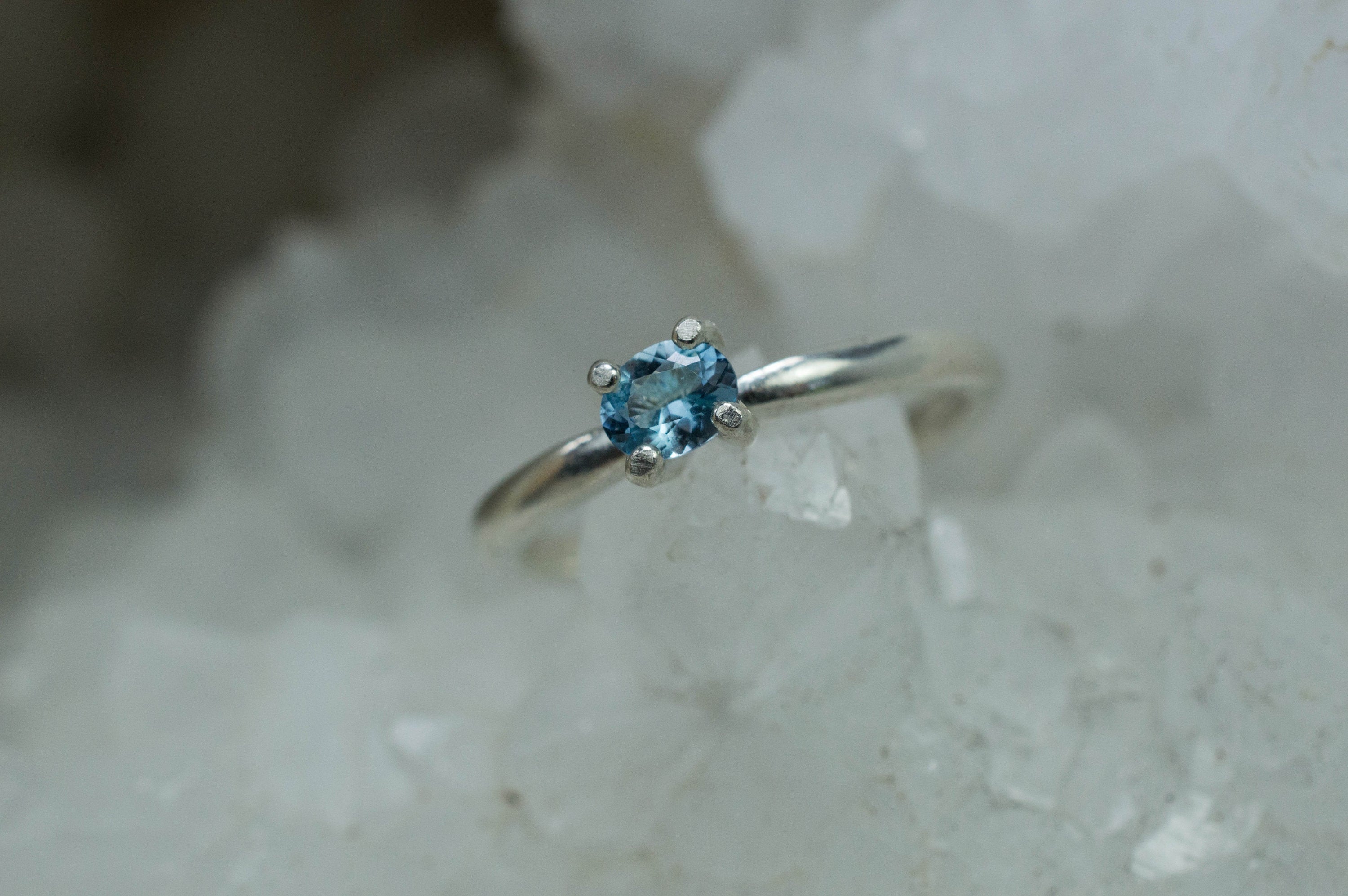 Aquamarine Ring, Genuine Untreated Nigeria Aquamarine; 0.210cts - Mark Oliver Gems