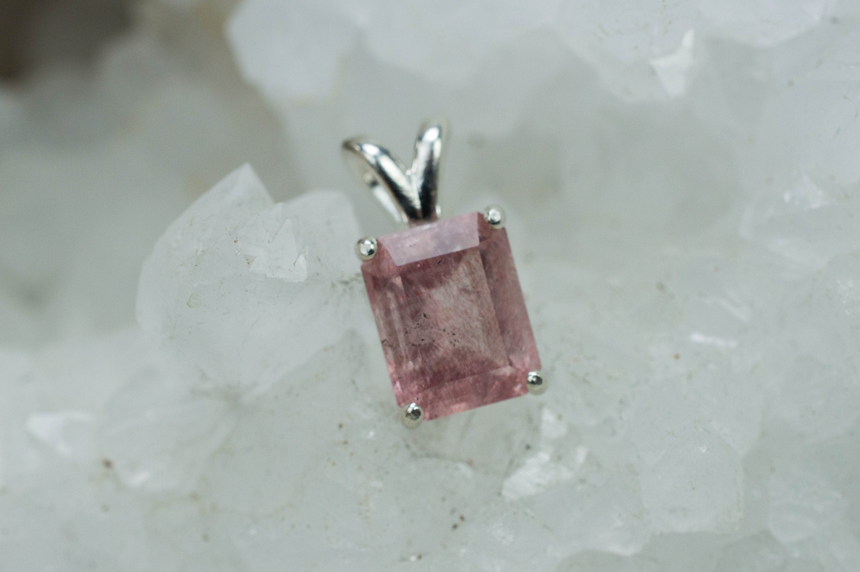 Strawberry Quartz Pendant; Natural Untreated Mexico Strawberry Quartz; 3.020cts - Mark Oliver Gems
