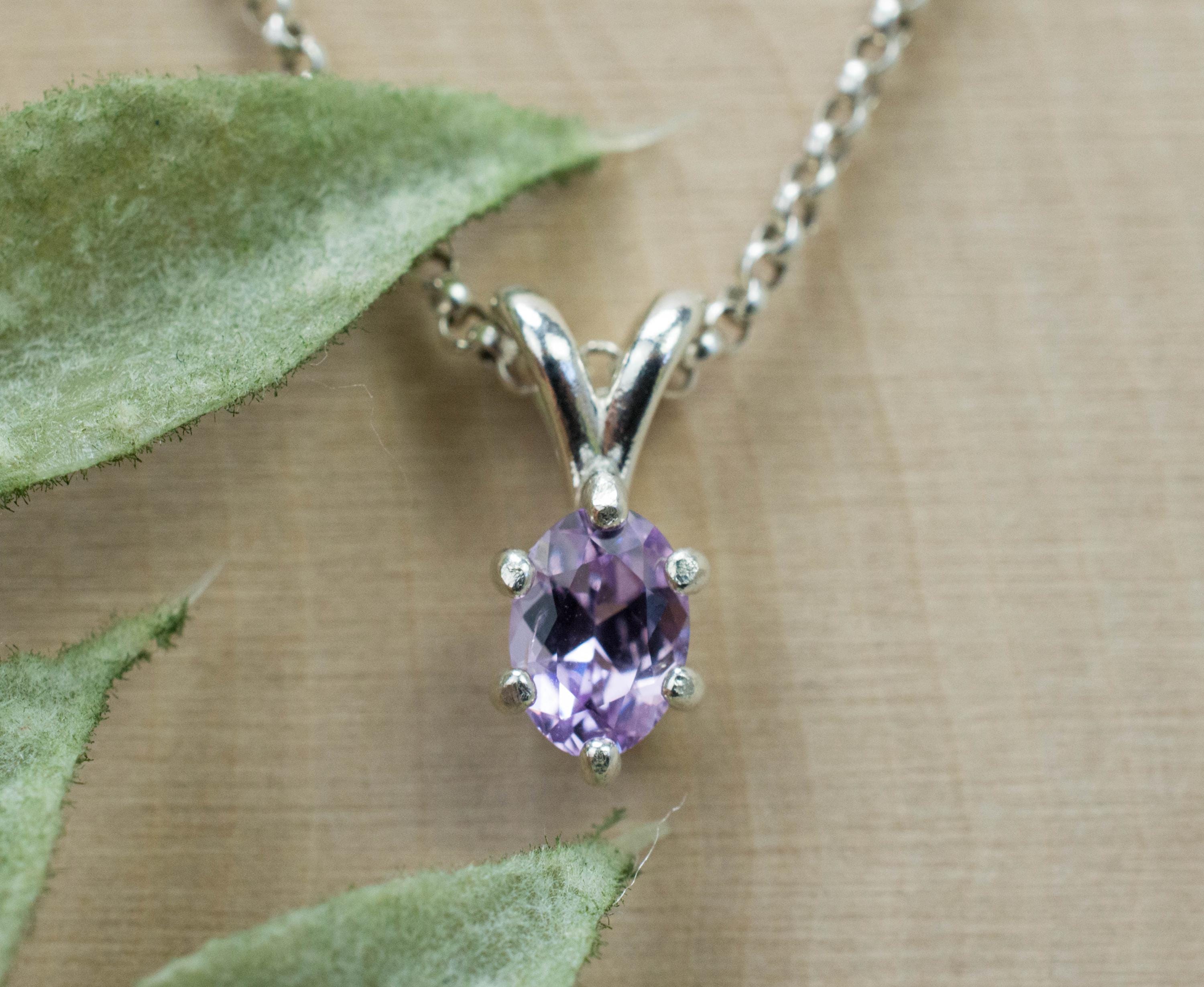 Lavender Spinel Pendant; Natural Untreated Vietnam Purple Spinel; 0.710cts - Mark Oliver Gems