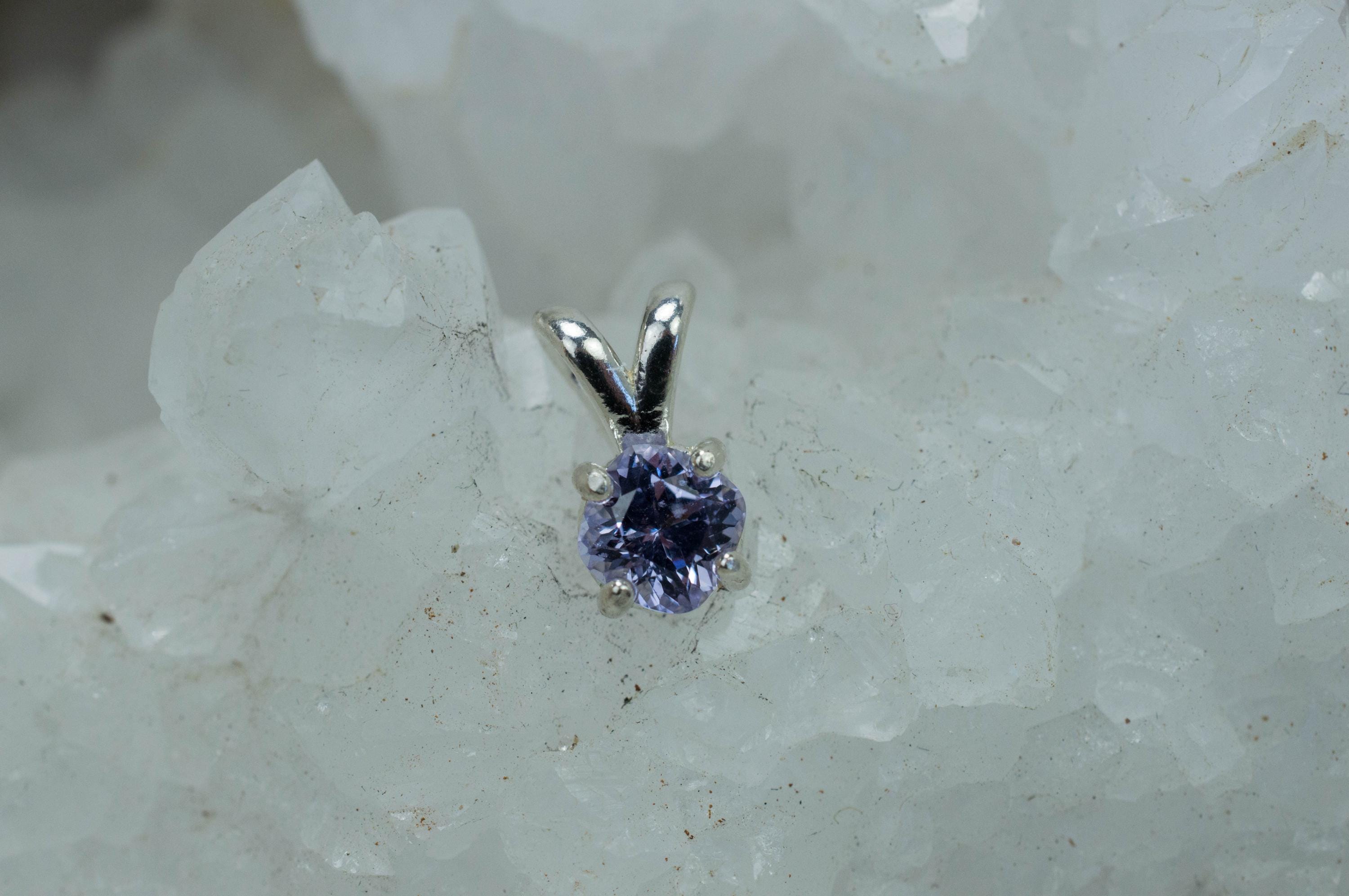 Lavender Spinel Pendant; Natural Untreated Vietnam Purple Spinel; 0.850cts - Mark Oliver Gems