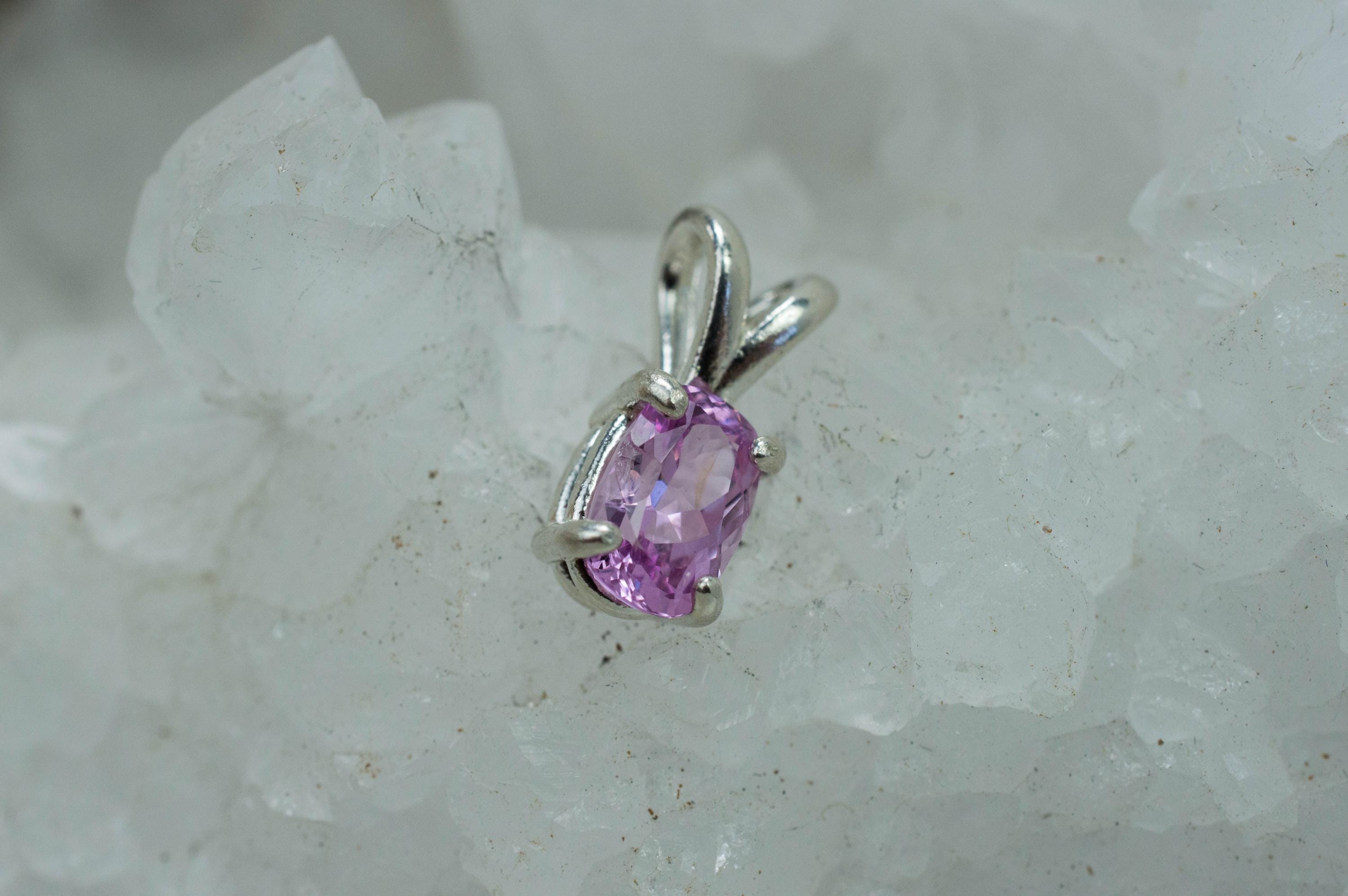 Pink Spinel Pendant; Genuine Untreated Vietnam Spinel; 1.030cts - Mark Oliver Gems