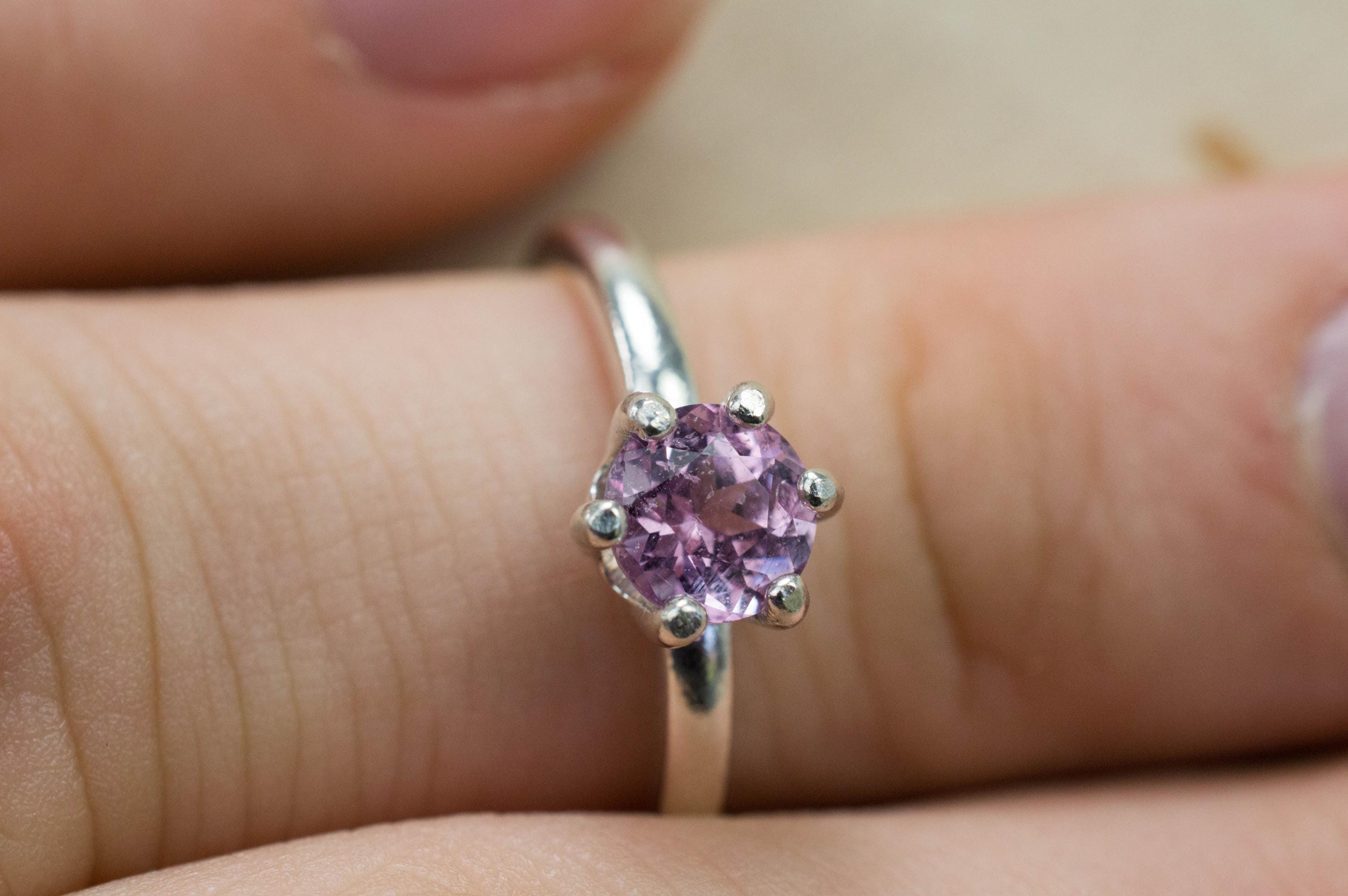 Pink Spinel Ring, Natural Untreated Vietnam Spinel; 0.930cts - Mark Oliver Gems