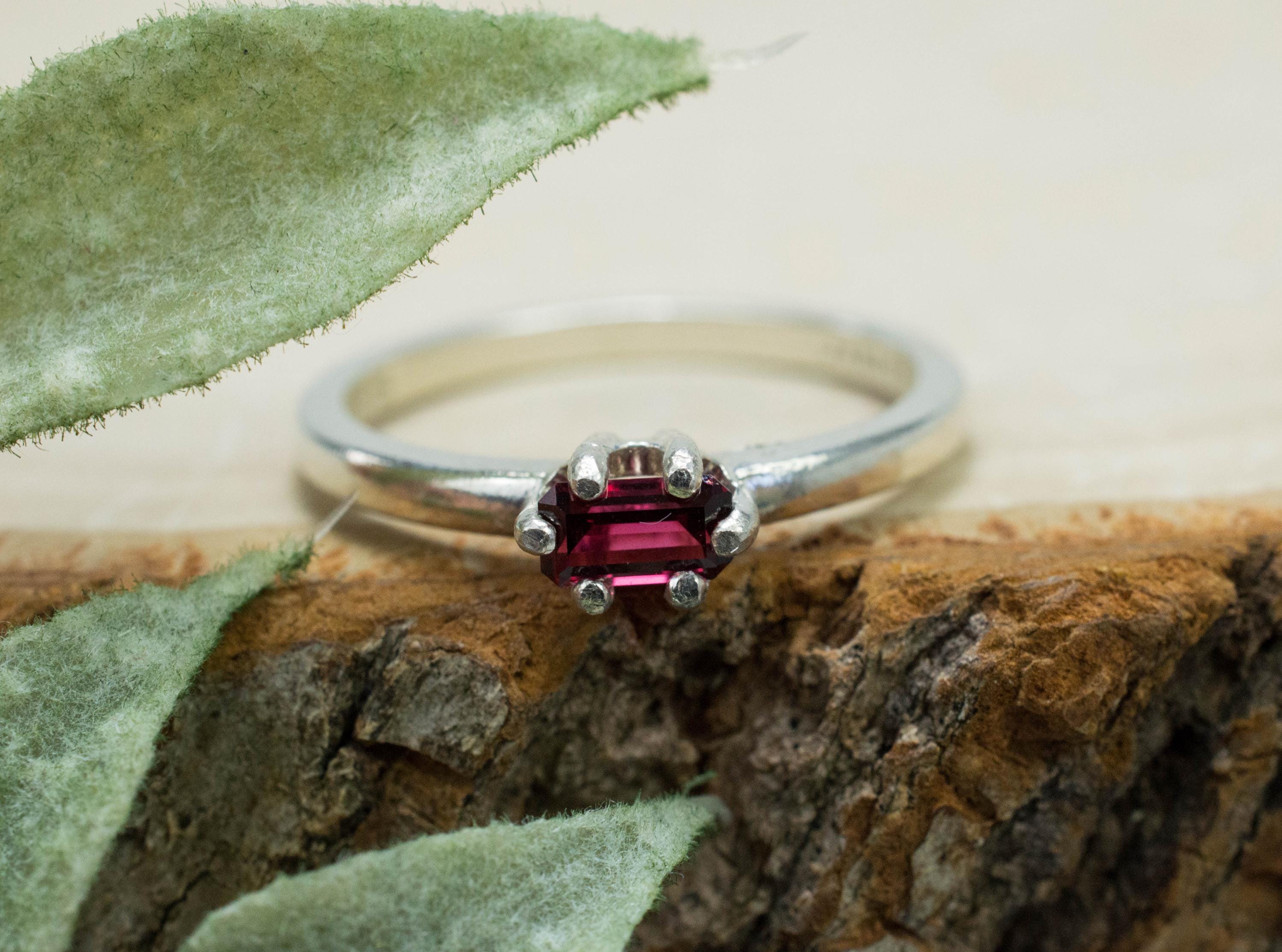 Red Spinel Ring, Genuine Untreated Vietnam Jedi Spinel; 0.295cts - Mark Oliver Gems