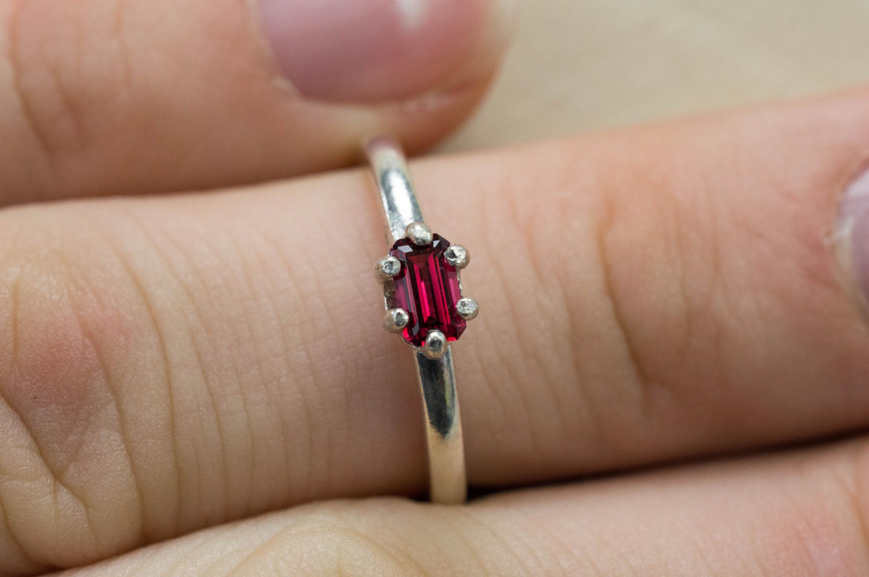 Red Spinel Ring, Genuine Untreated Vietnam Jedi Spinel; 0.295cts - Mark Oliver Gems