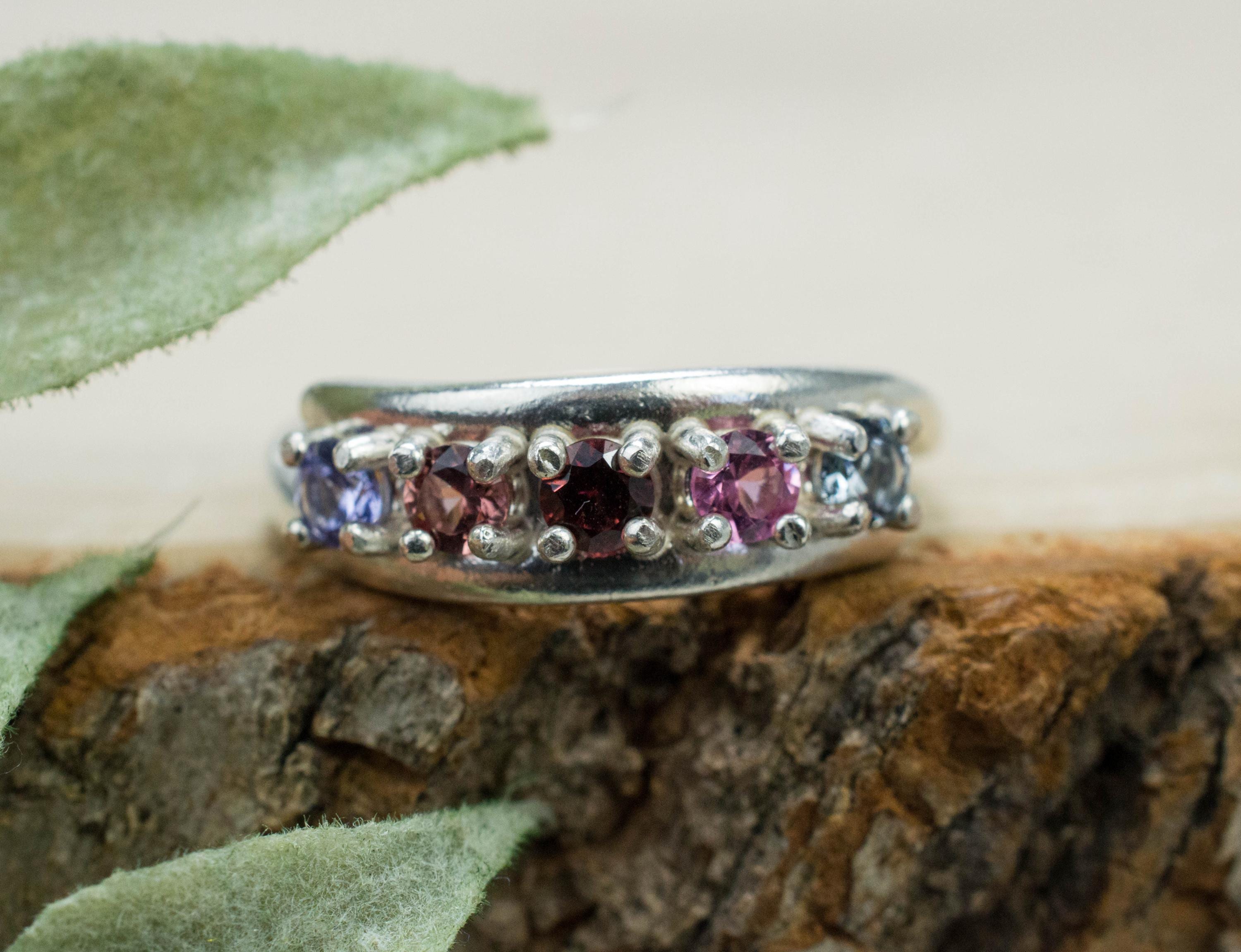 Spinel Ring, Natural Untreated Vietnam Spinel; 0.635cts - Mark Oliver Gems