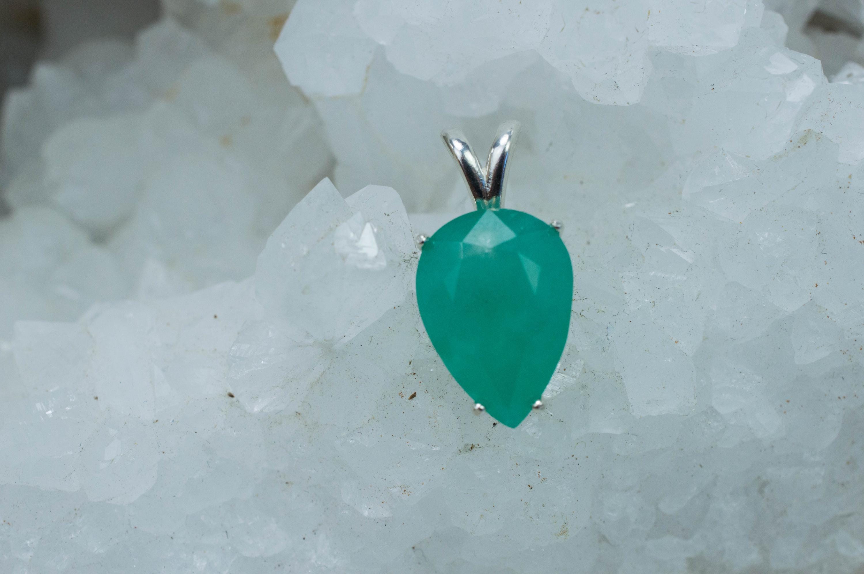 Aquaprase Pendant; Genuine Untreated African Aquaprase™; 6.350cts - Mark Oliver Gems