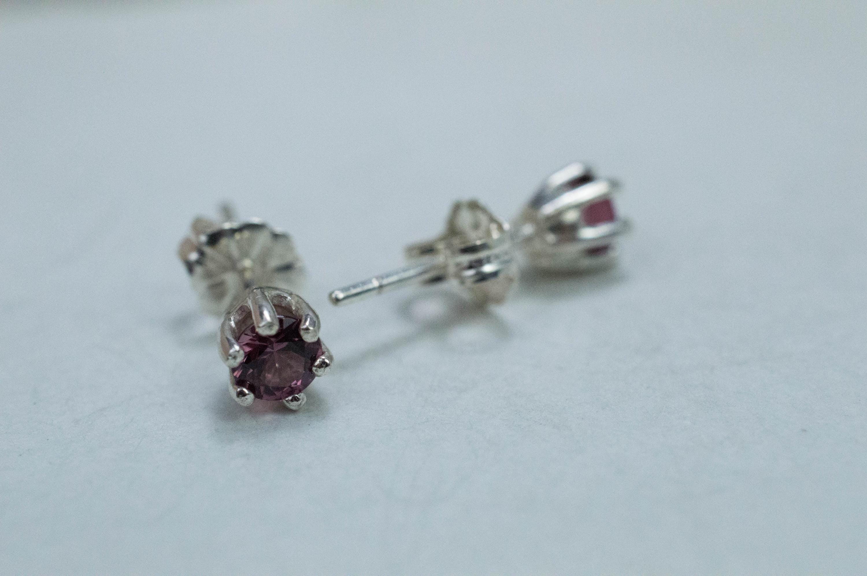 Rhodolite Garnet Earrings, Genuine Untreated Tanzanian Garnet; 0.610cts - Mark Oliver Gems