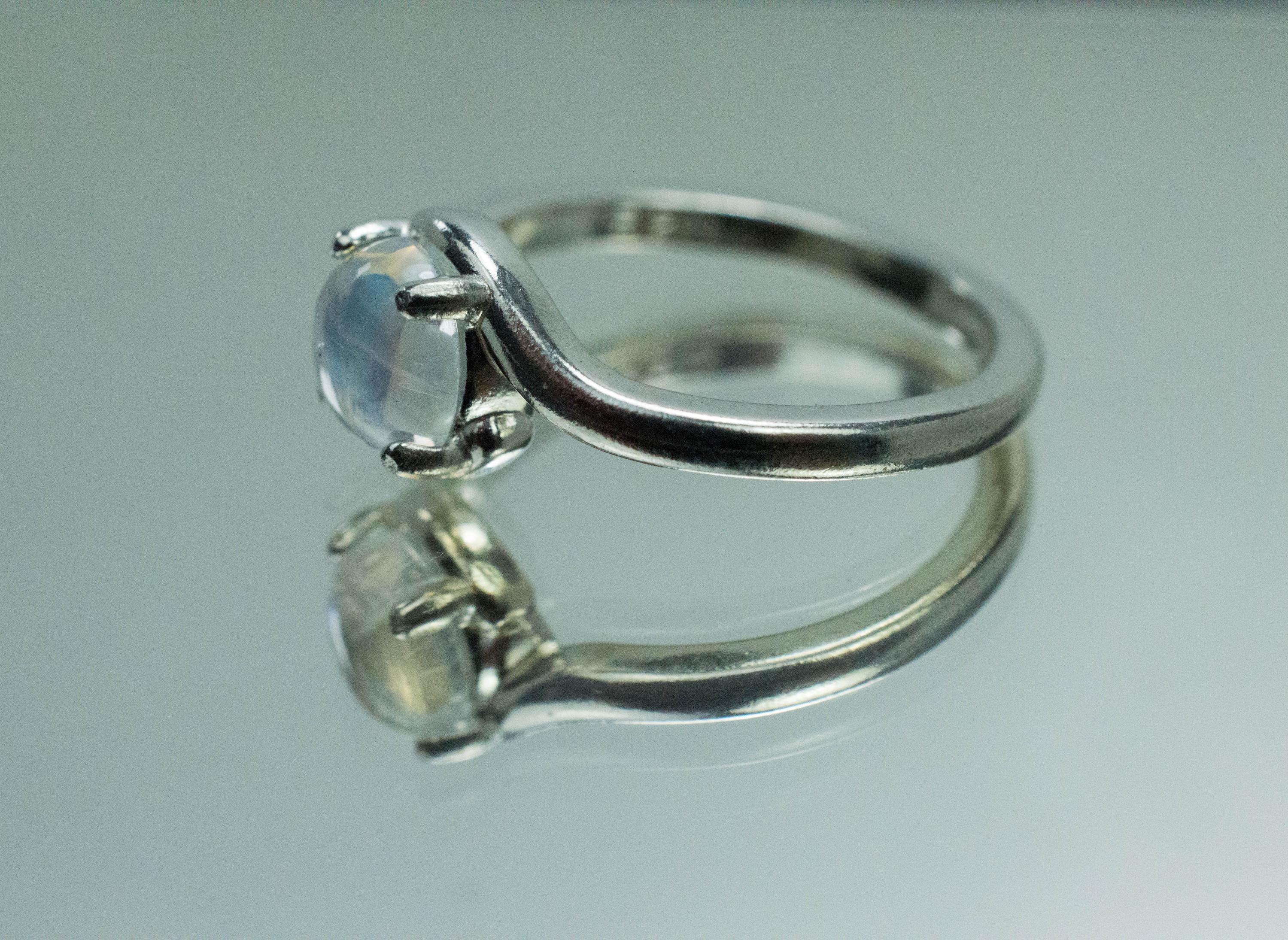 Rainbow Moonstone Ring, Natural Untreated India Moonstone; 1.085cts - Mark Oliver Gems