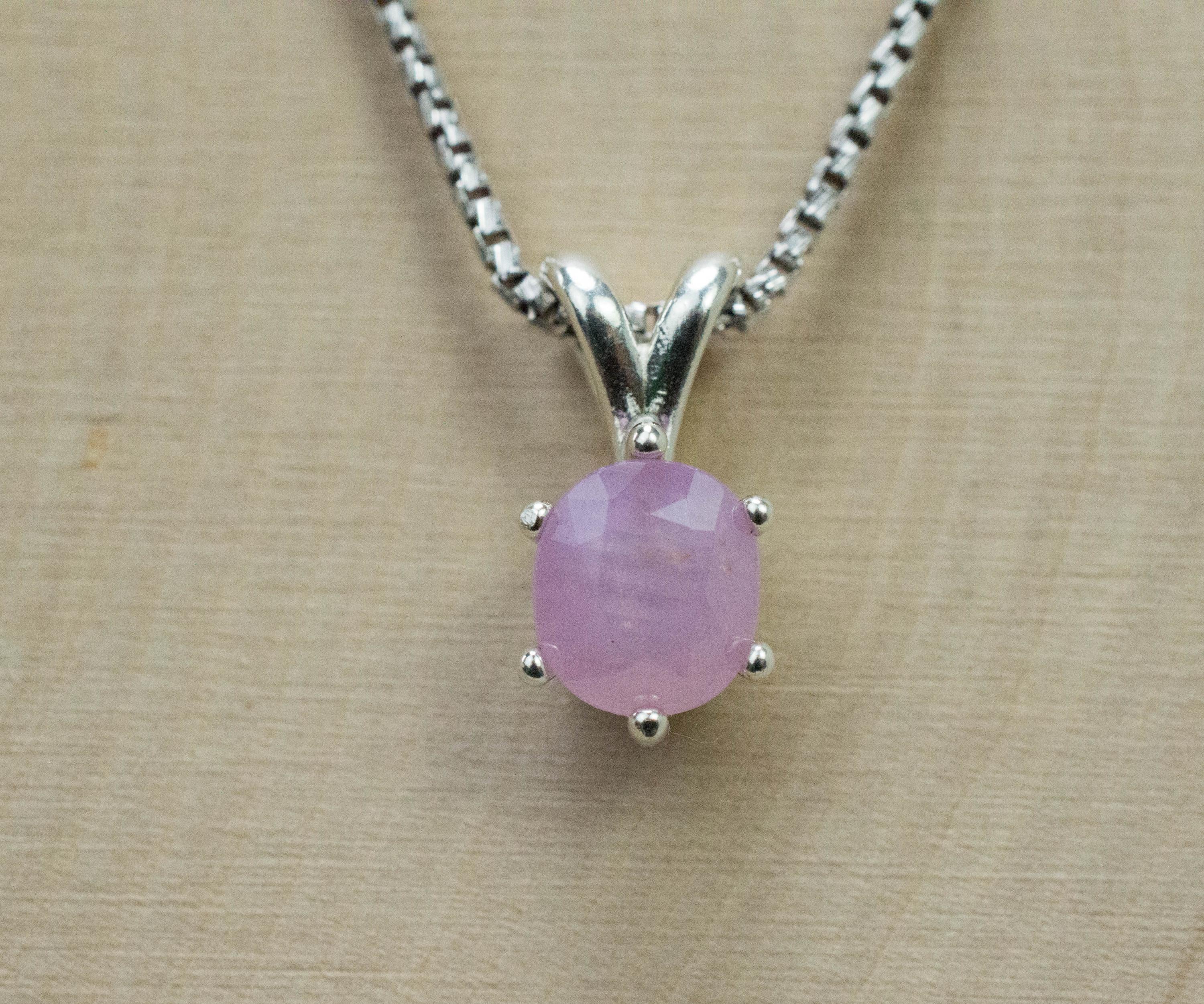 Pink Sapphire Pendant; Natural Untreated Vietnam Sapphire; 1.725cts - Mark Oliver Gems