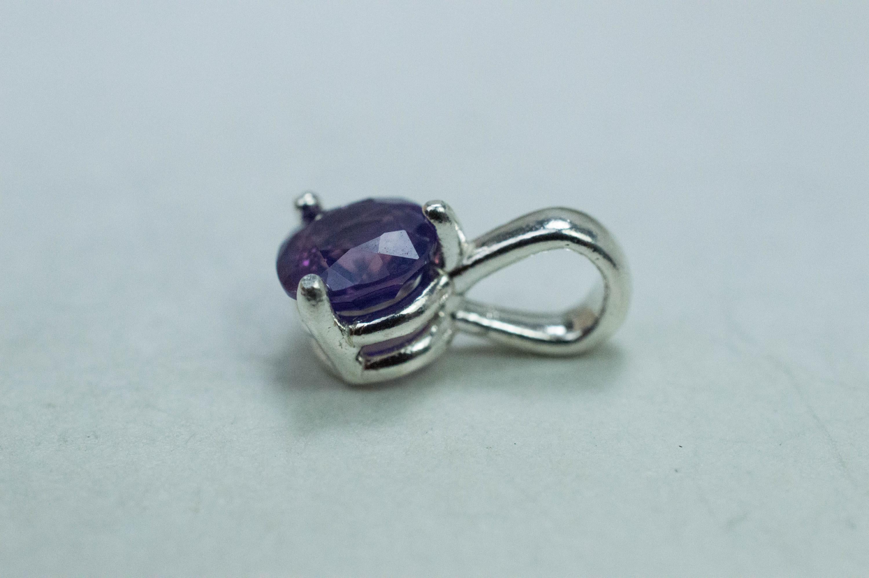 Purple Sapphire Pendant; Natural Untreated Vietnam Sapphire; 1.200cts - Mark Oliver Gems