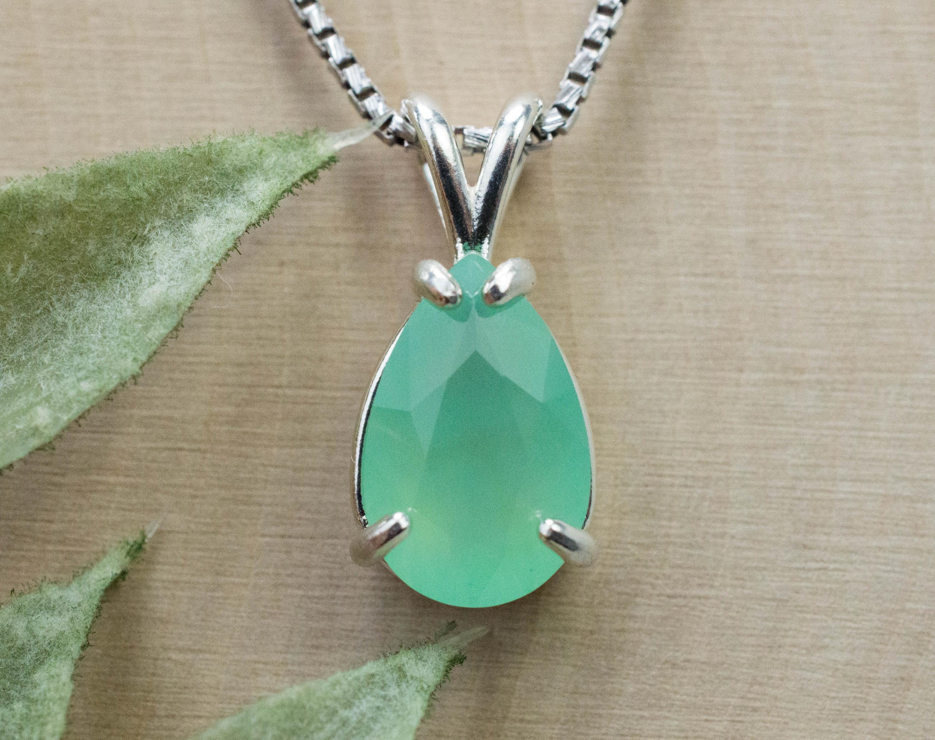 Chrysoprase Pendant; Genuine Untreated Australia Chrysoprase; 2.715cts - Mark Oliver Gems