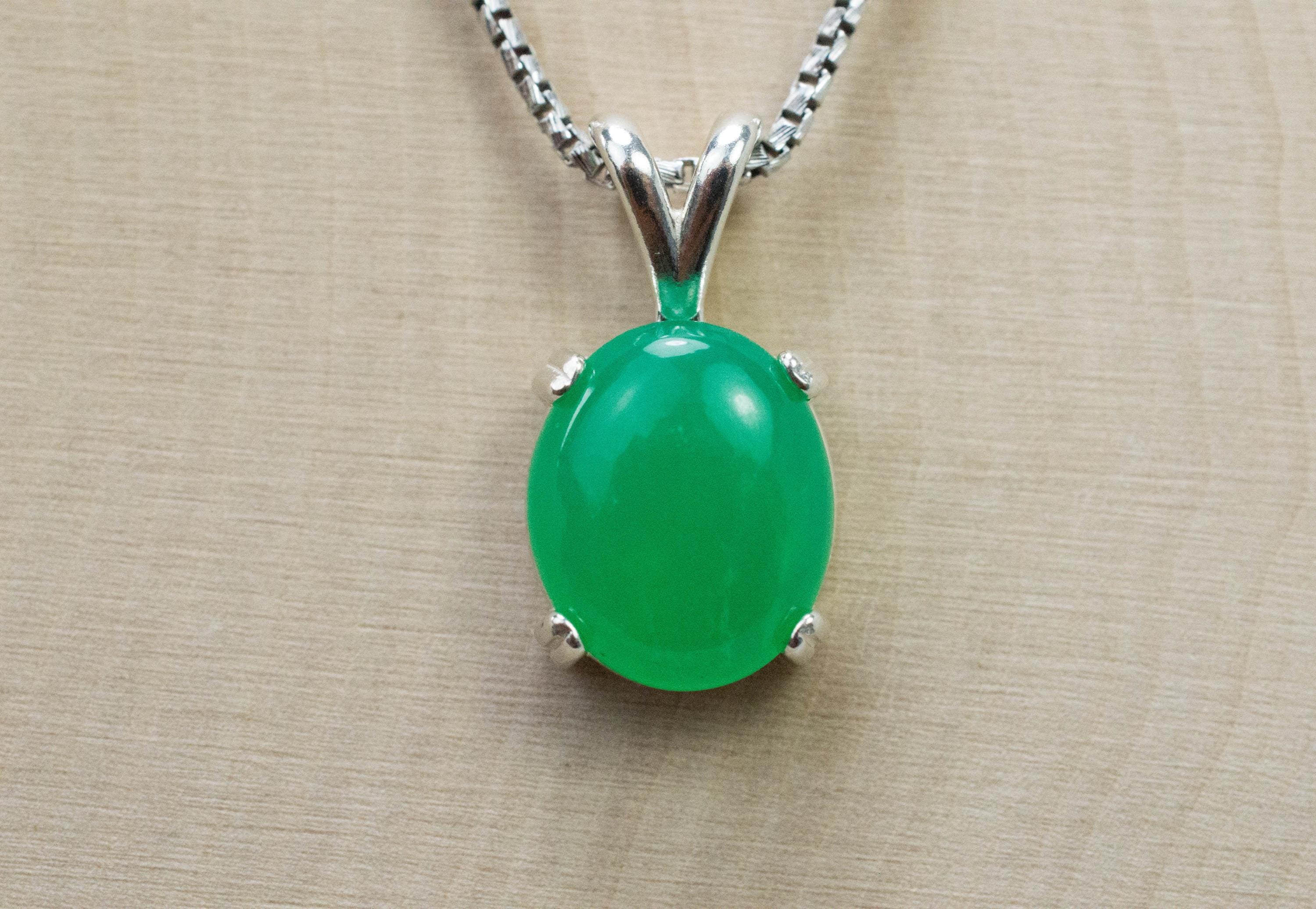Chrysoprase Pendant; Genuine Untreated Australia Chrysoprase; 5.000cts - Mark Oliver Gems