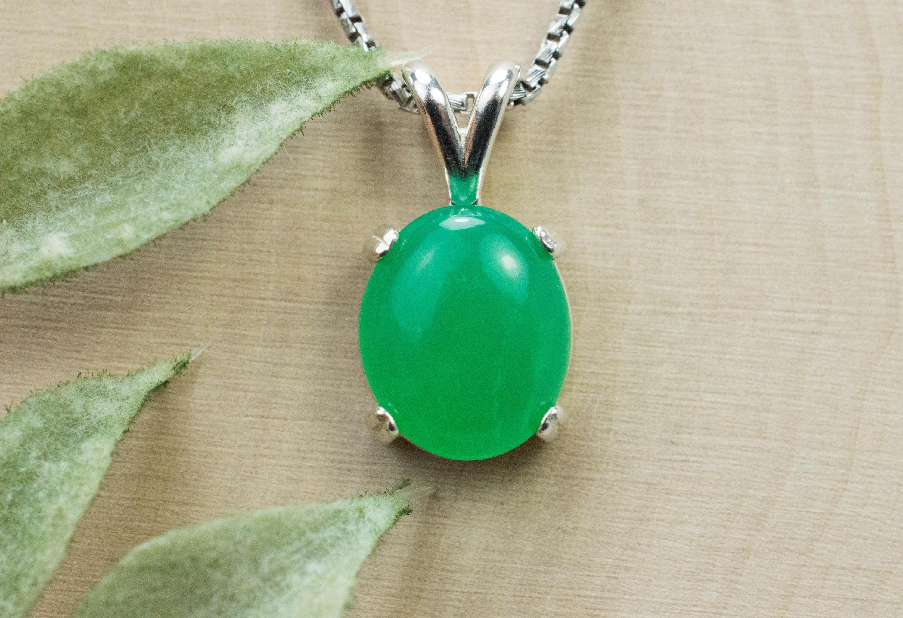 Chrysoprase Pendant; Genuine Untreated Australia Chrysoprase; 5.000cts - Mark Oliver Gems