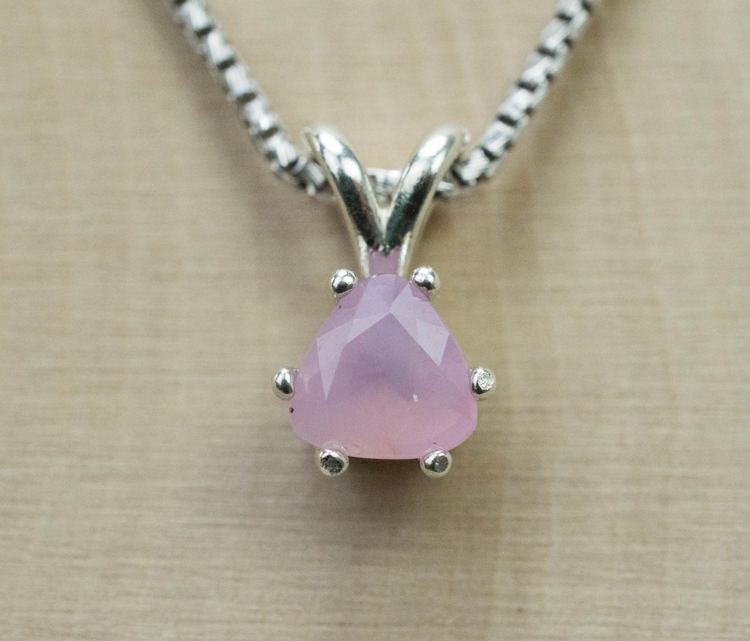 Pink Sapphire Pendant; Natural Untreated Vietnam Sapphire; 1.045cts - Mark Oliver Gems