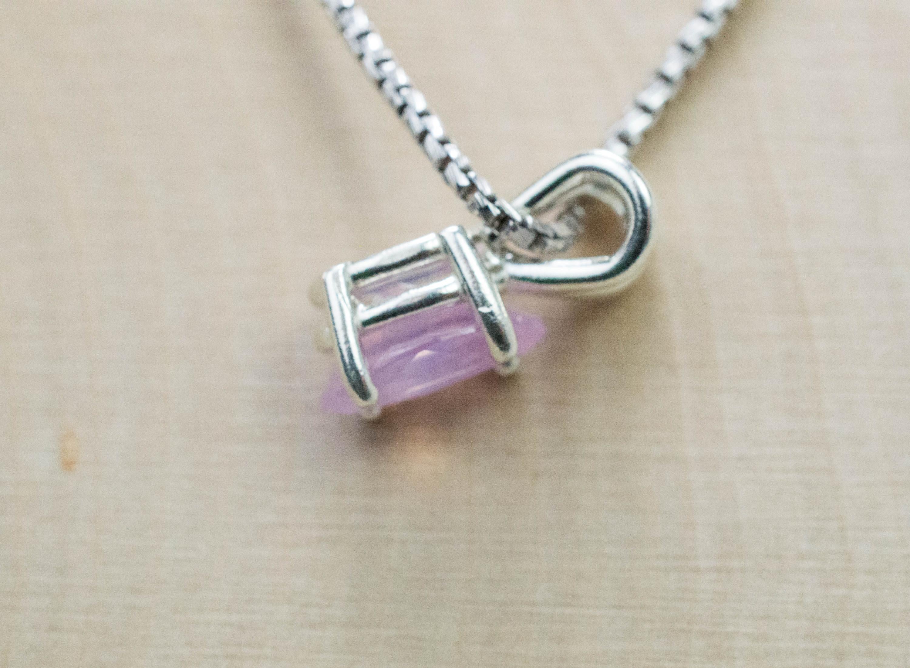 Pink Sapphire Pendant; Natural Untreated Vietnam Sapphire; 1.500cts - Mark Oliver Gems