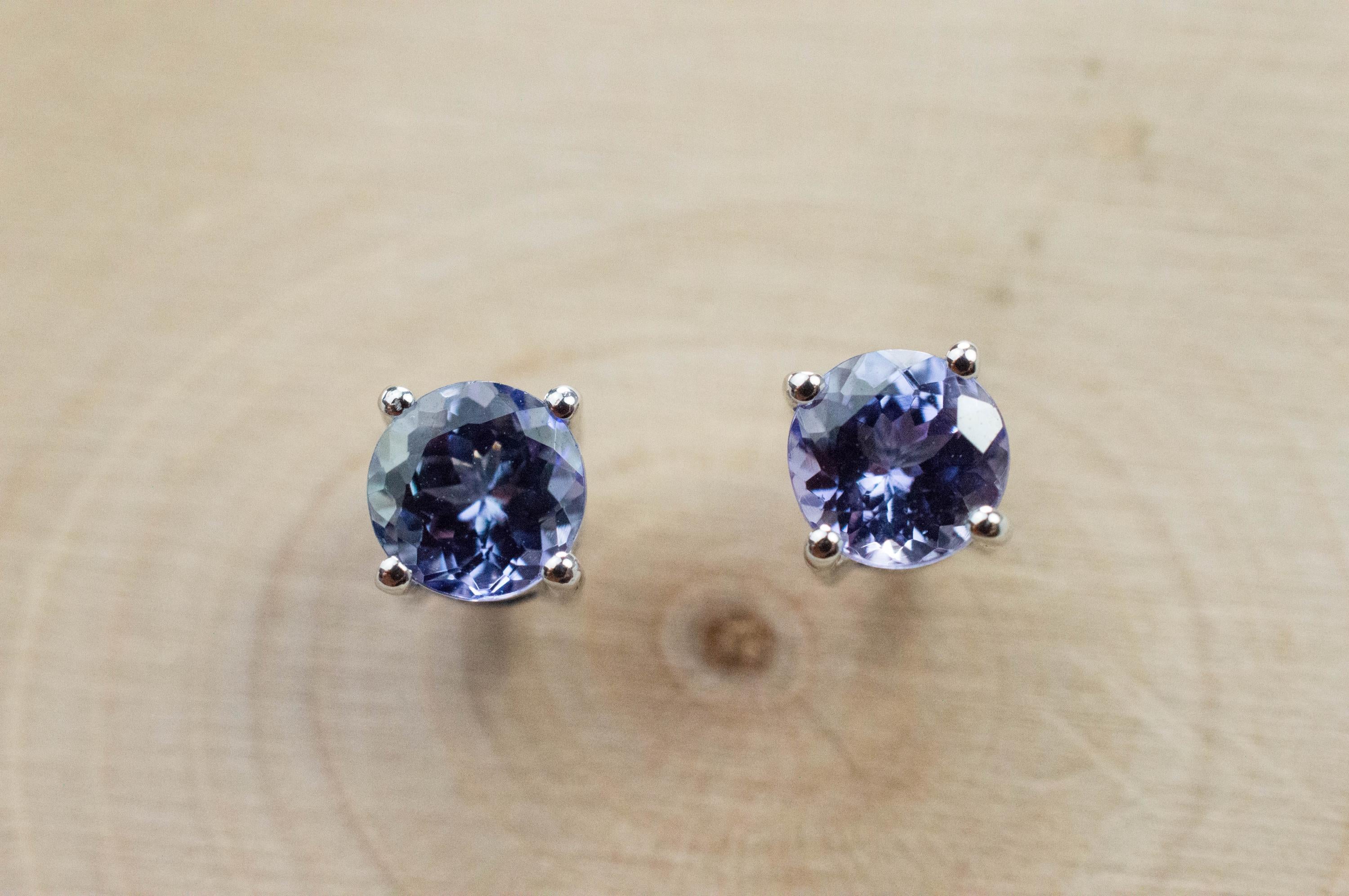 Tanzanite Earrings; Natural Tanzania Tanzanite; 0.980cts - Mark Oliver Gems