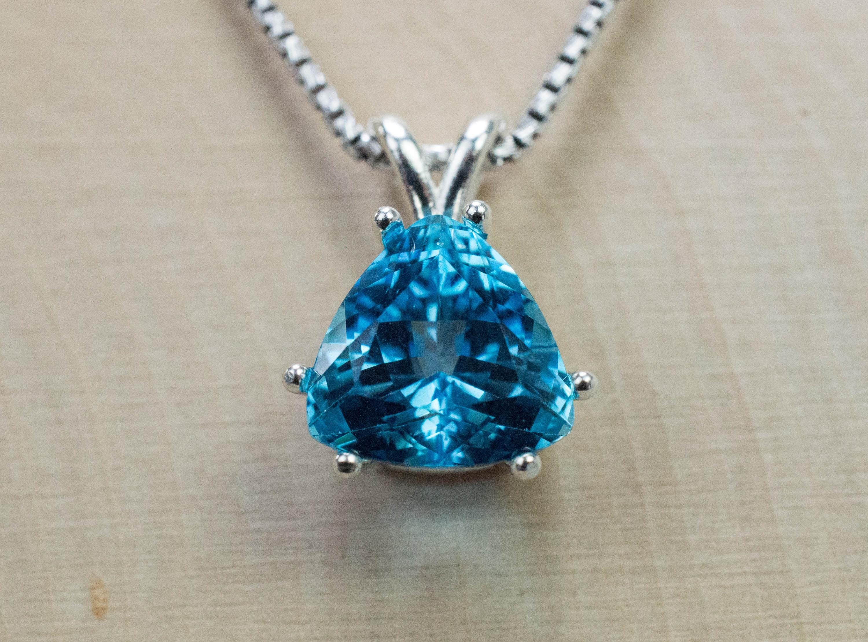 Blue Topaz Pendant; Natural Brazilian Topaz; 5.575cts - Mark Oliver Gems