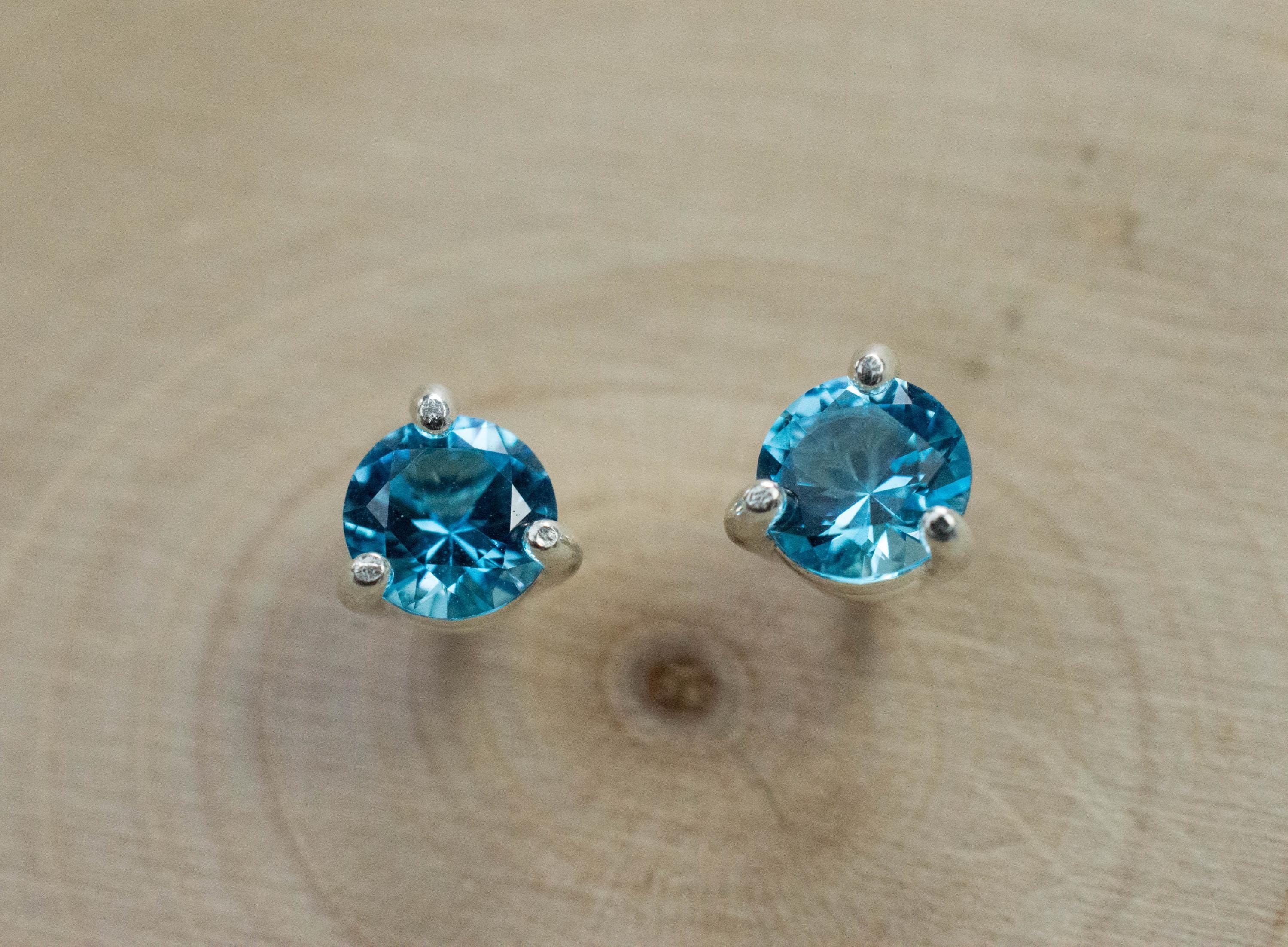 Blue Topaz Earrings; Natural Brazil Topaz; 0.985cts - Mark Oliver Gems