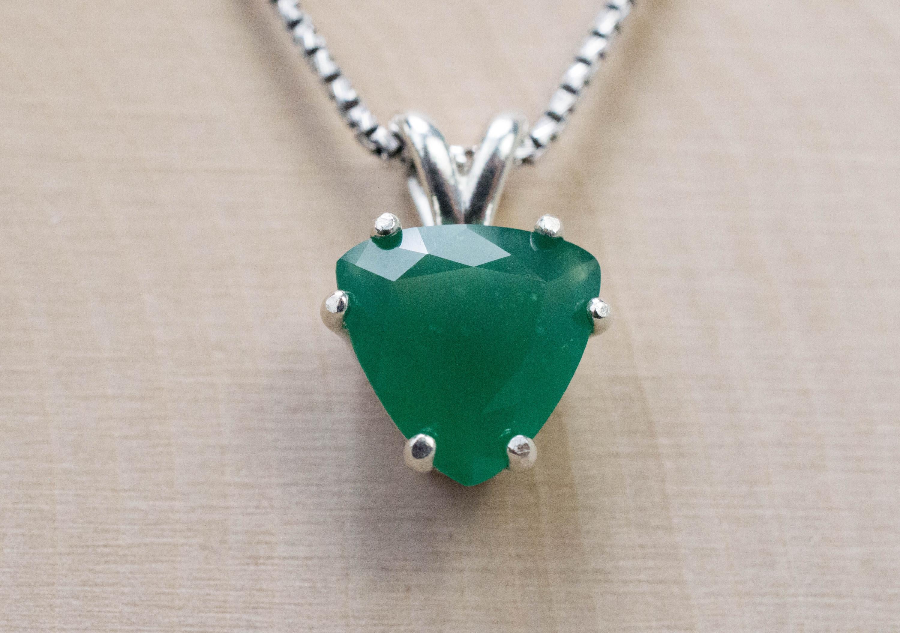 Chrome Chalcedony Pendant; Natural Untreated Zimbabwe Chalcedony; 2.850cts - Mark Oliver Gems