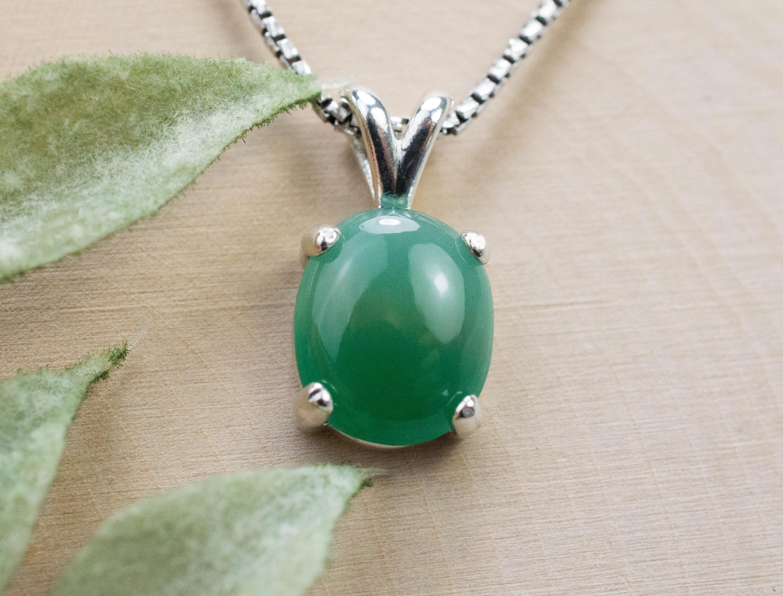 Chrome Chalcedony Pendant; Natural Untreated Zimbabwe Chalcedony; 3.320cts - Mark Oliver Gems