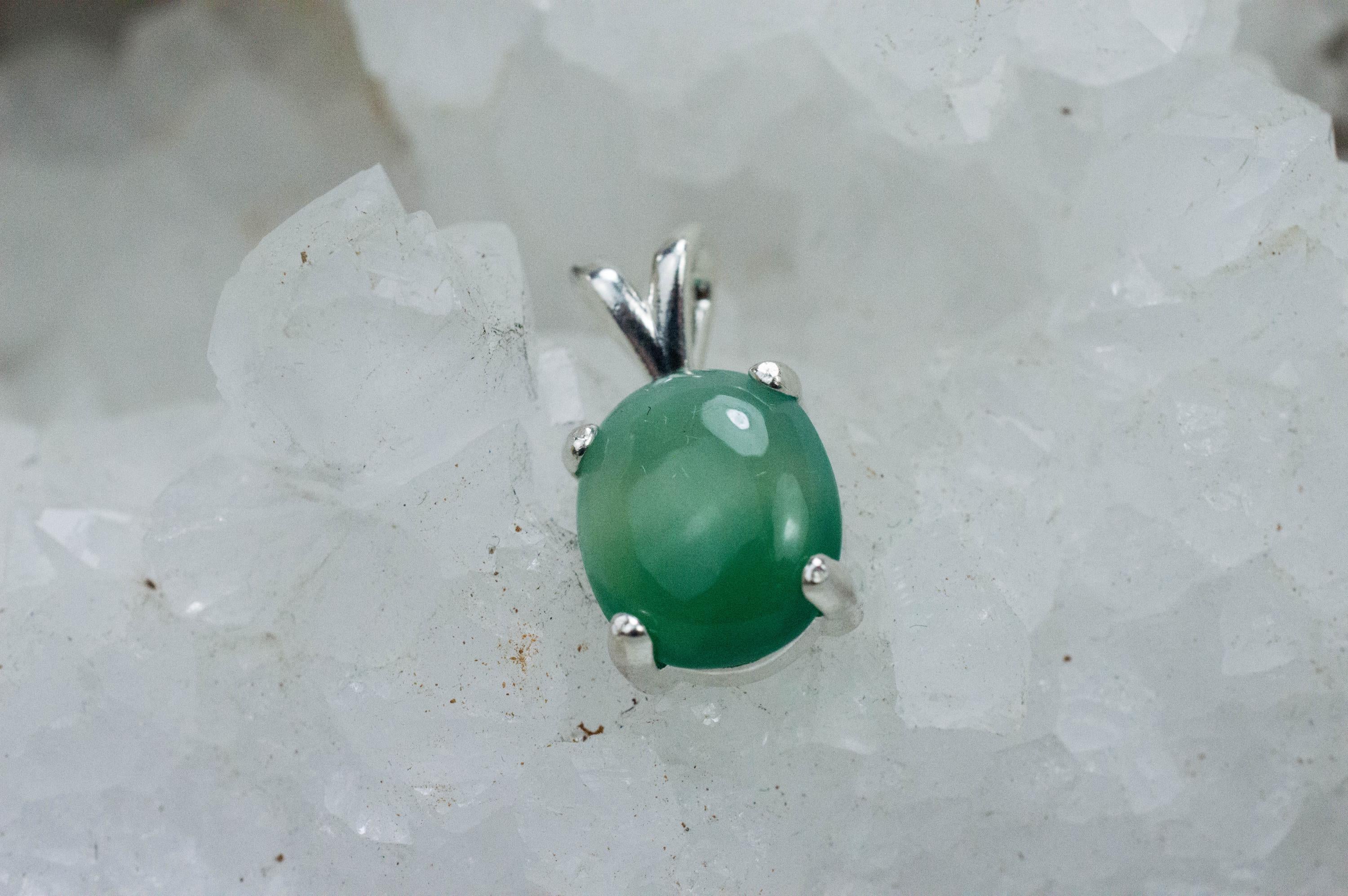 Chrome Chalcedony Pendant; Natural Untreated Zimbabwe Chalcedony; 3.320cts - Mark Oliver Gems