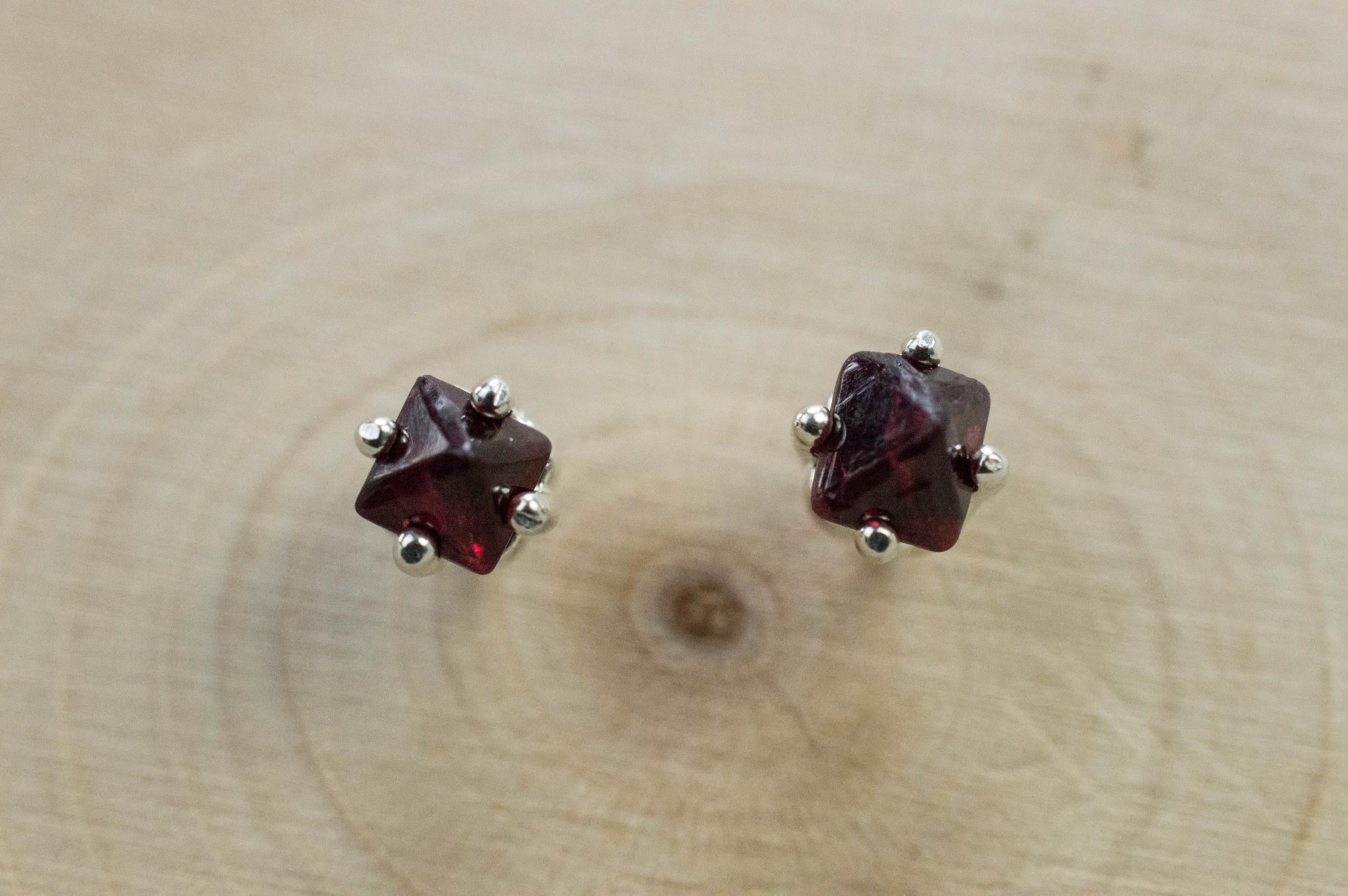 Red Spinel Earrings; Natural Untreated Burma Spinel; 1.080cts - Mark Oliver Gems