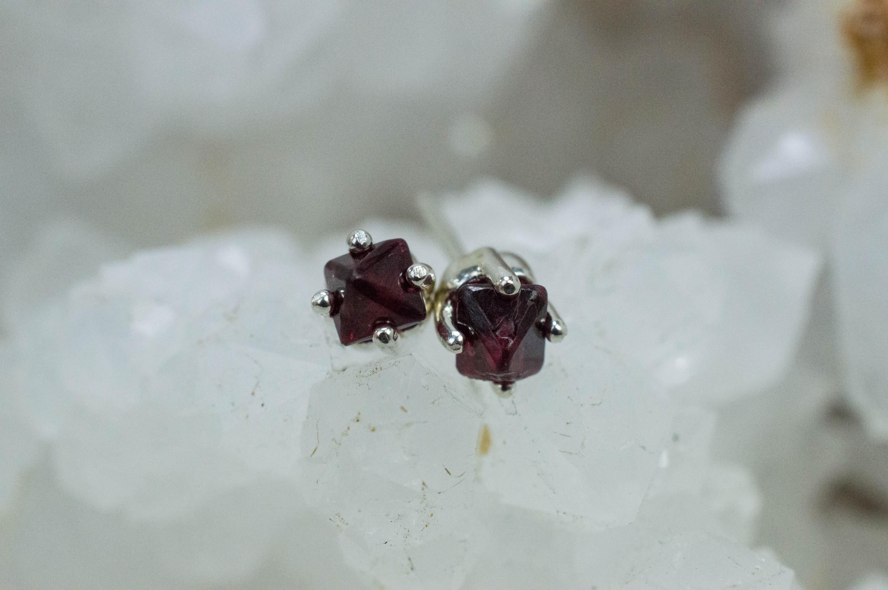 Red Spinel Earrings; Natural Untreated Burma Spinel; 1.080cts - Mark Oliver Gems
