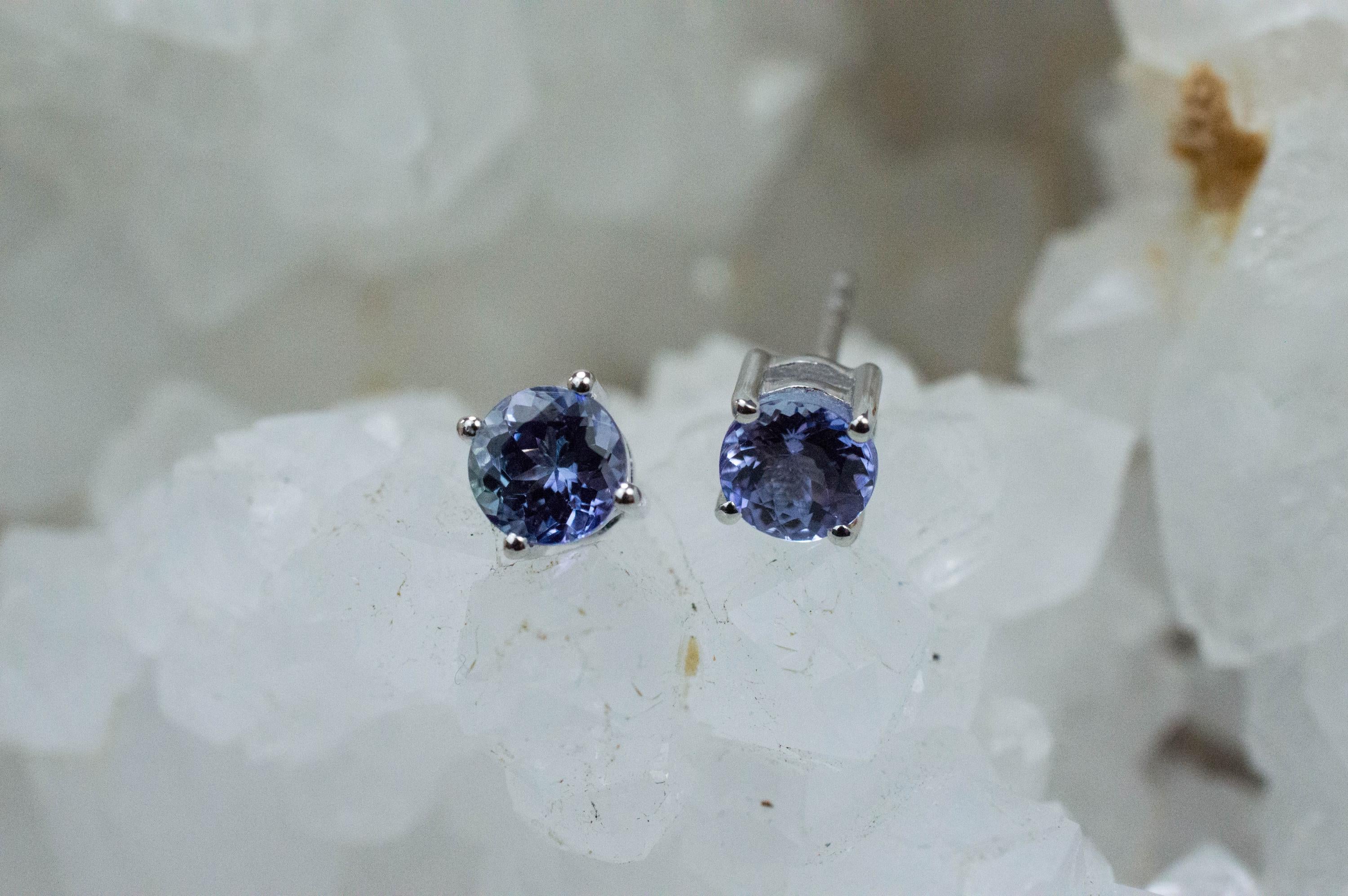 Tanzanite Earrings; Natural Tanzania Tanzanite; 0.980cts - Mark Oliver Gems
