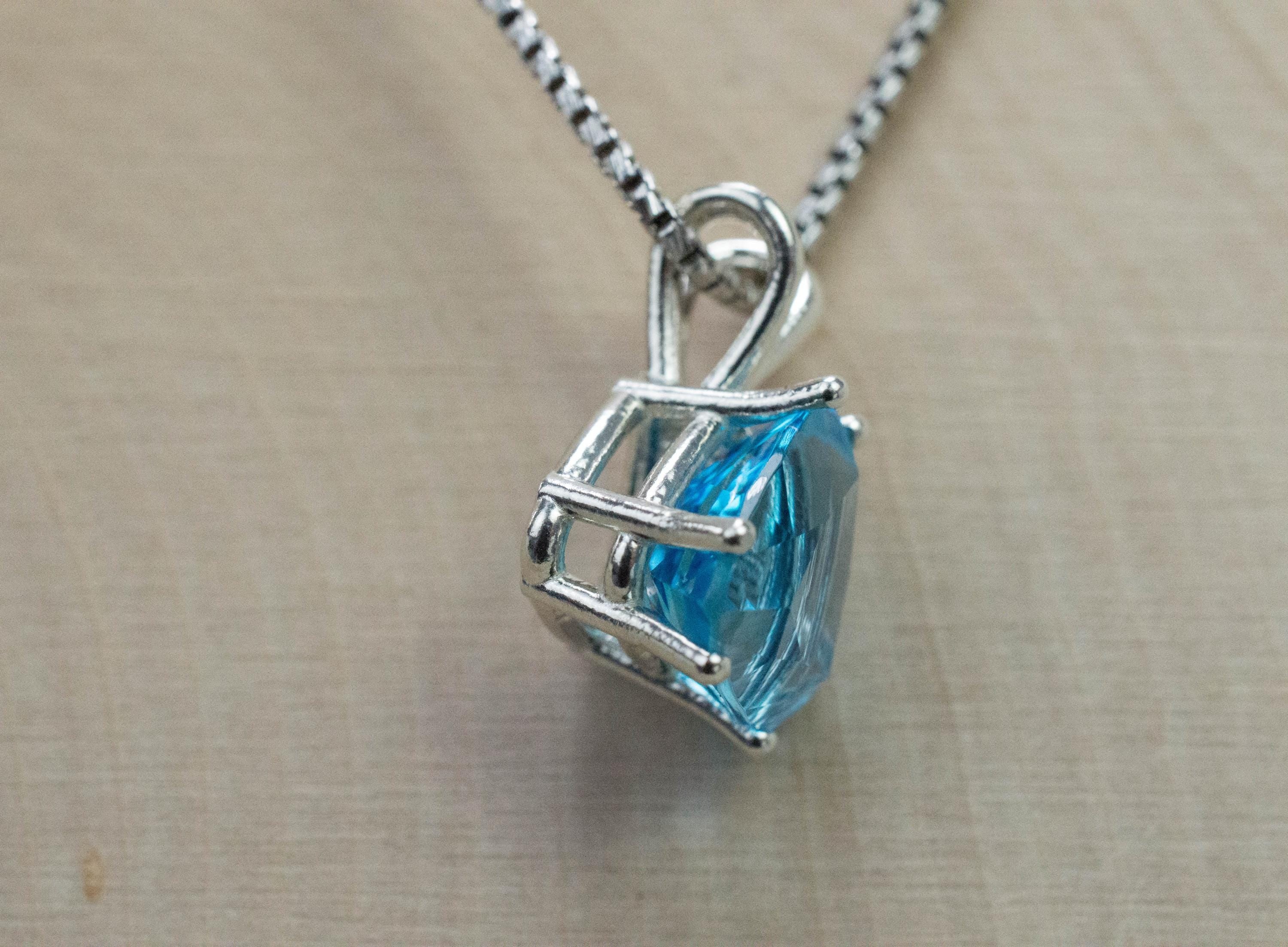 Blue Topaz Pendant; Natural Brazilian Topaz; 5.575cts - Mark Oliver Gems